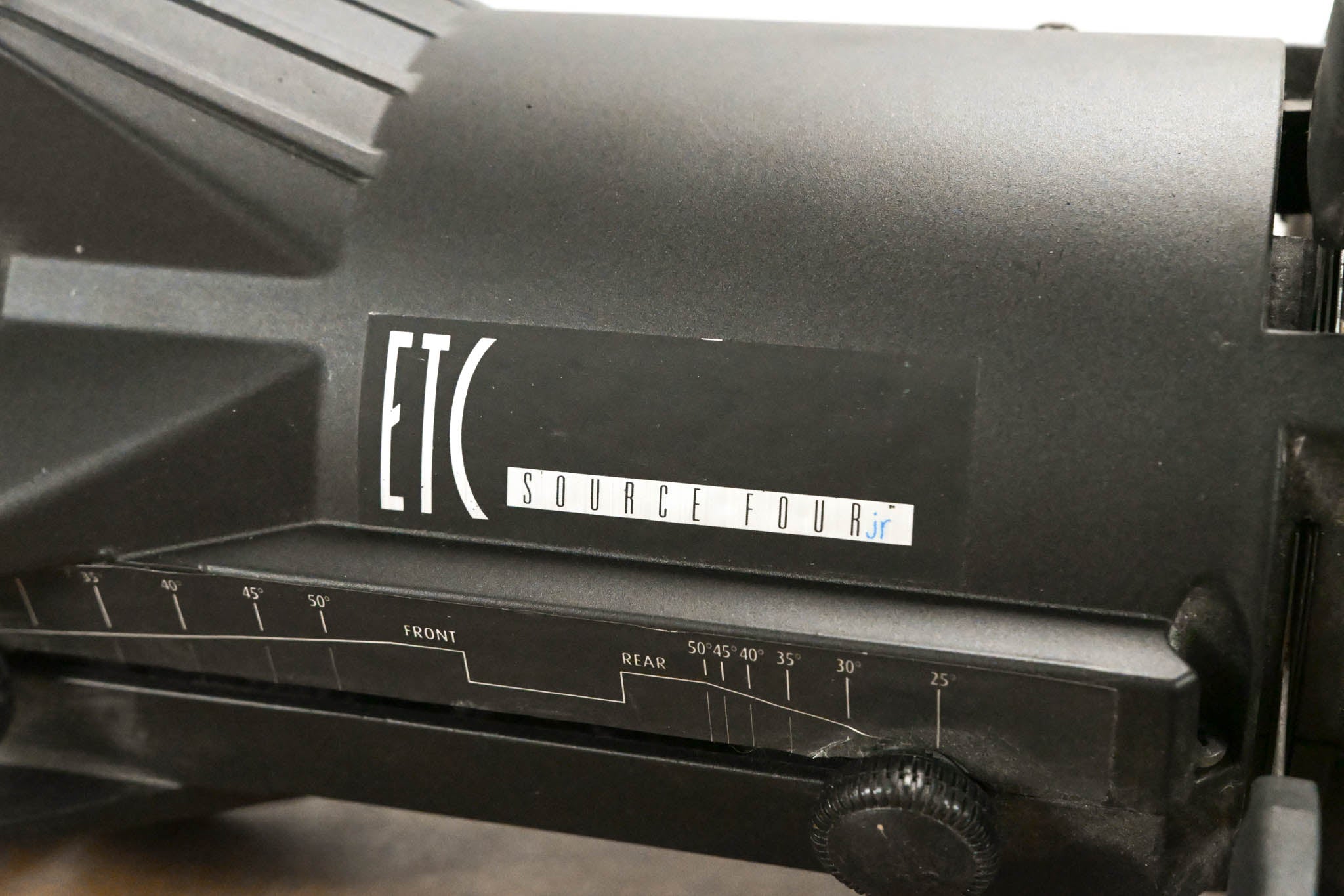 ETC Source Four Jr 25-50 Degree Zoom 575 Ellipsoidal Light