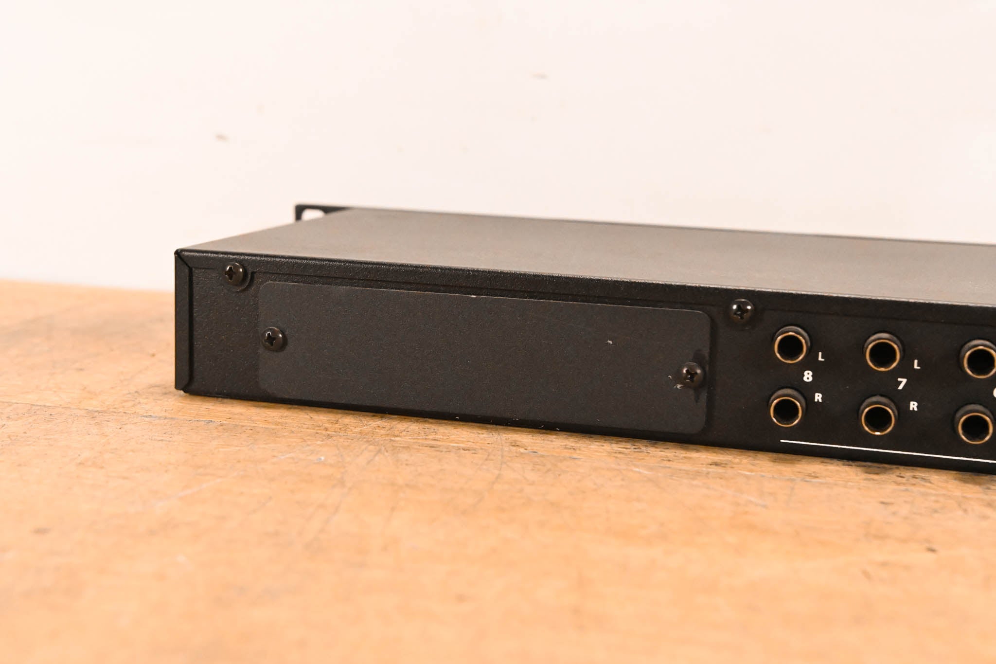 Digital Audio Labs Livemix DA-816 Analog Output Unit (NO POWER SUPPLY)