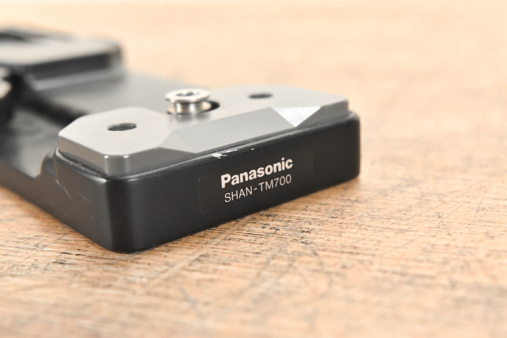 Panasonic SHAN-TM700 Quick Release Tripod Adapter