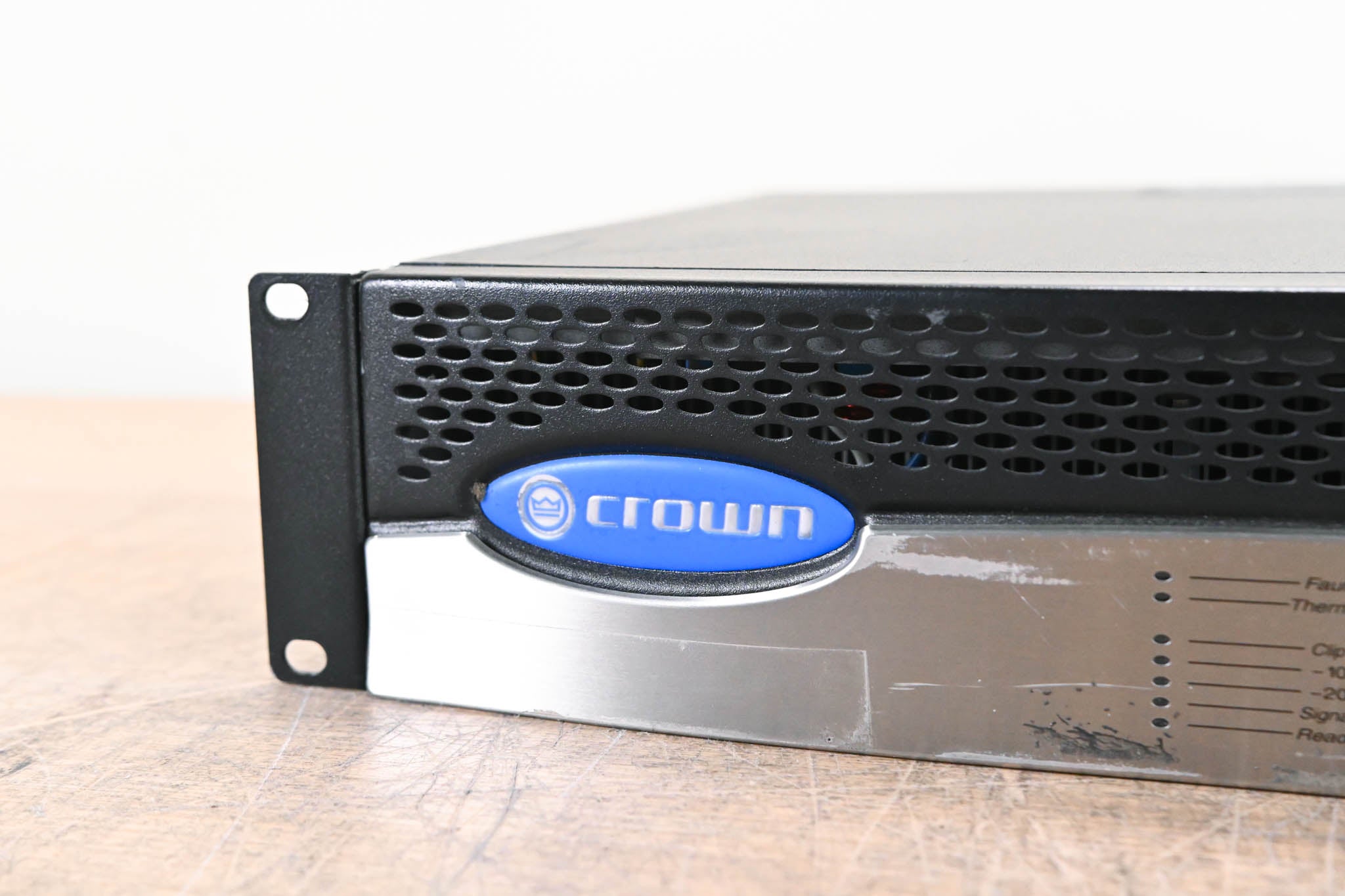 Crown CTs 600 2-Channel Power Amplifier