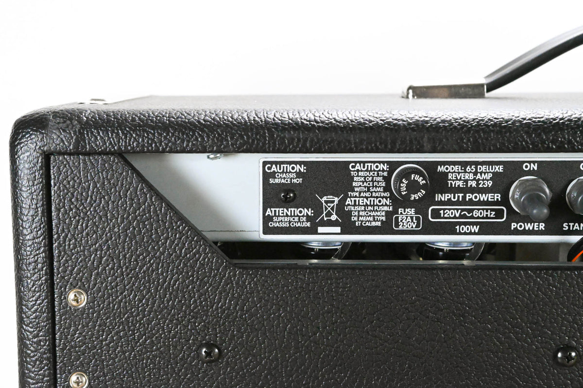 Fender '65 Deluxe Reverb Reissue 22W 1x12" Combo Amp w/ Footswitch