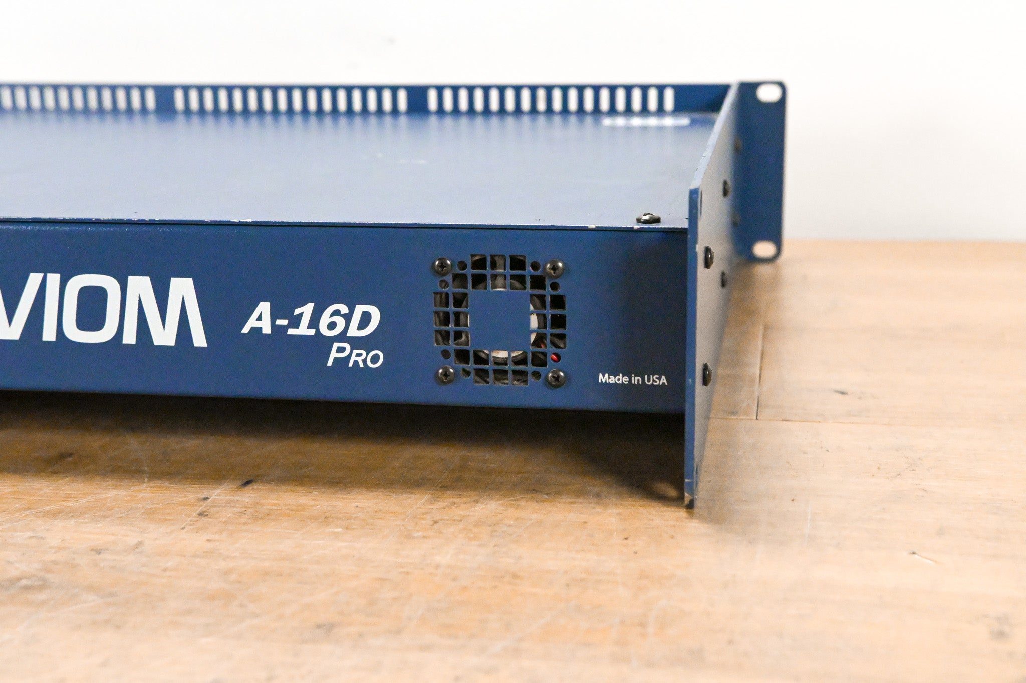 Aviom A-16D Pro A-Net Distributor