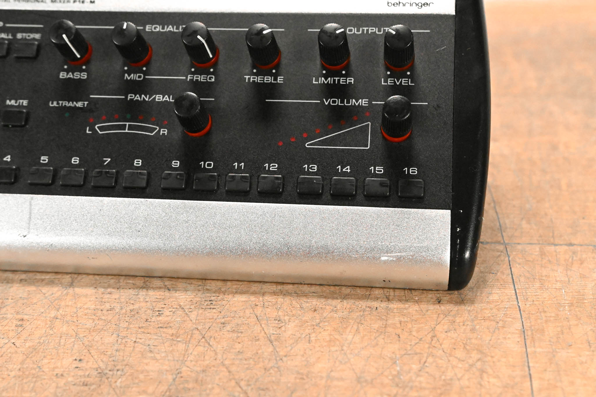 Behringer Powerplay P16-M 16-Channel Digital Personal Mixer