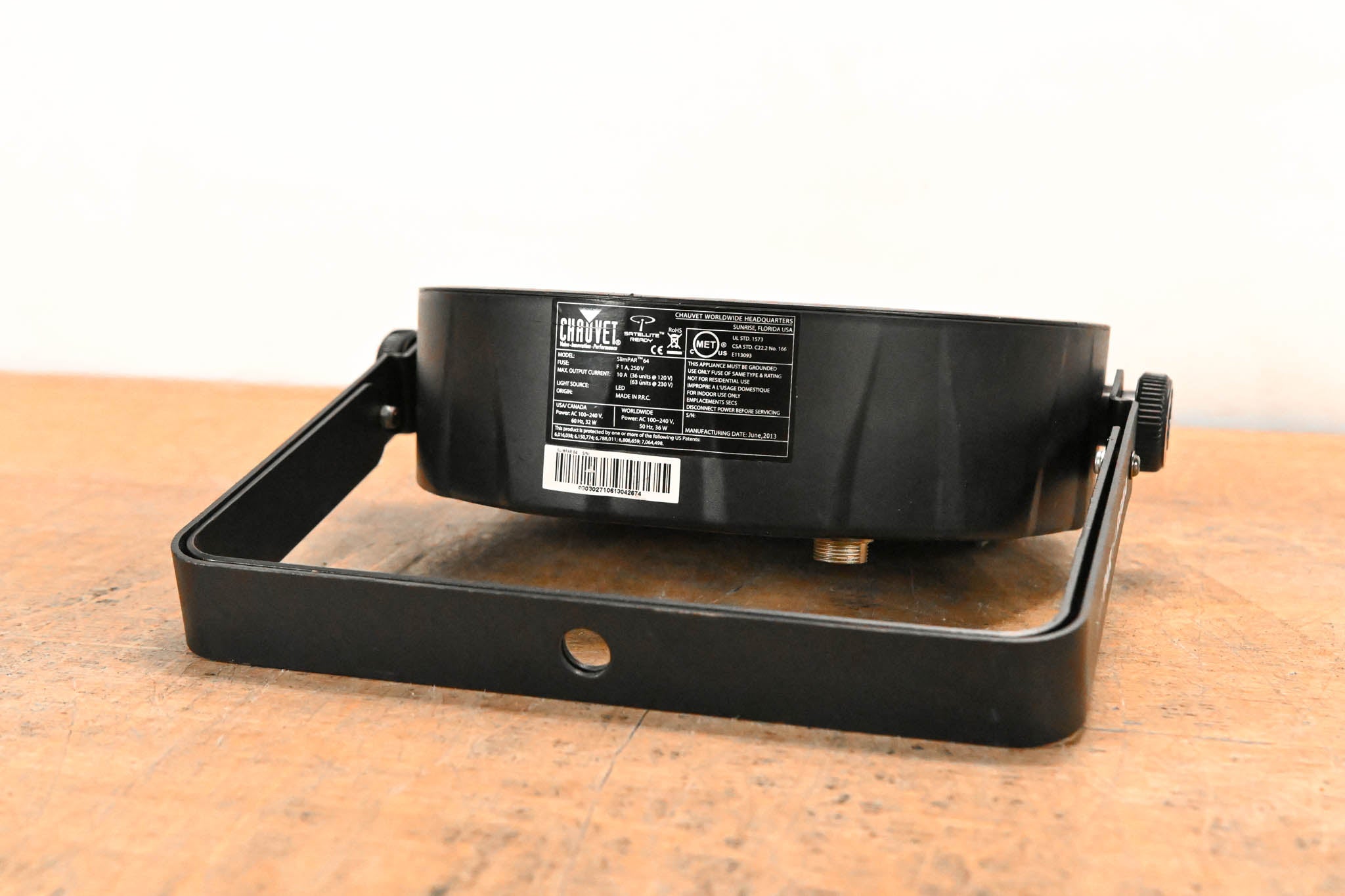 Chauvet SlimPAR 64 Par-style LED Lighting Fixture