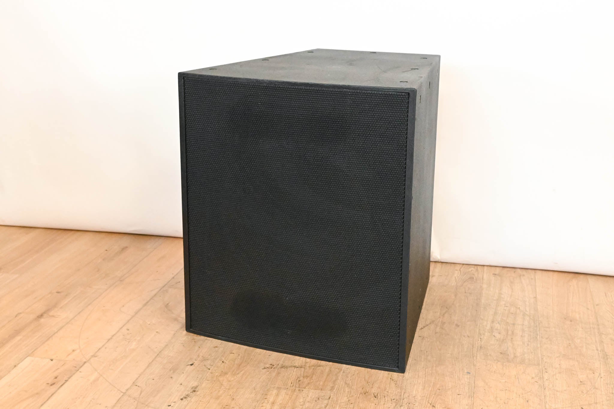 Electro-Voice (EV) EVF-1181S 18" Passive Subwoofer