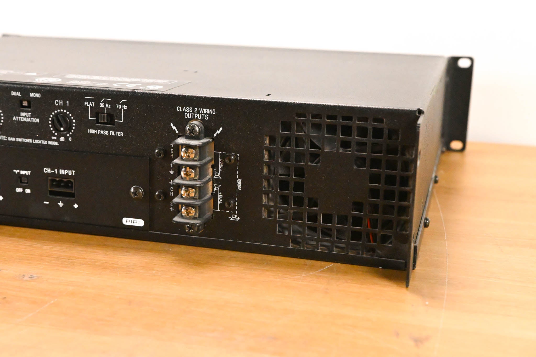Crown CTs 2000 2-Channel 1000W Power Amplifier CG01YVH