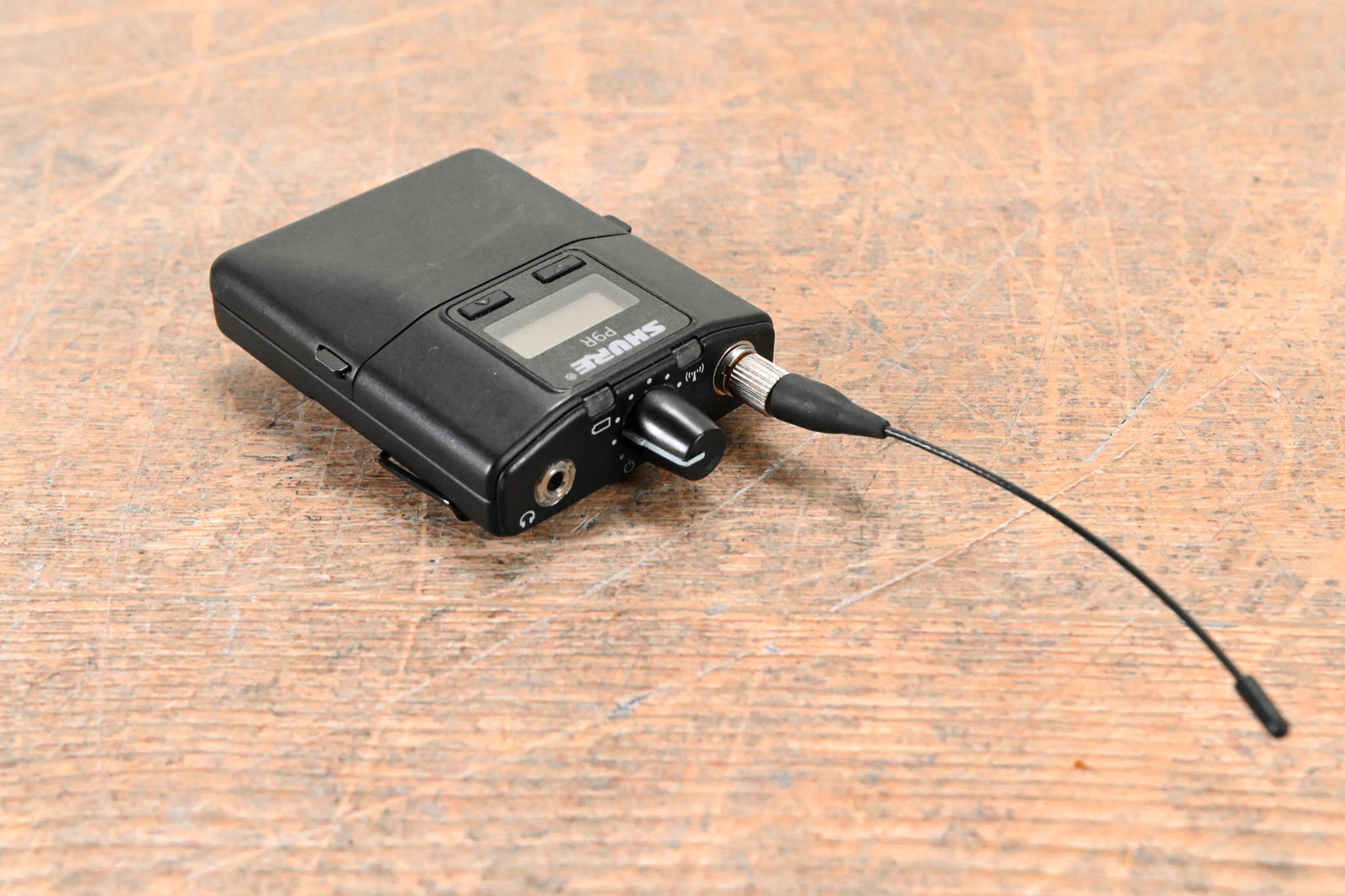 Shure P9R-L6 Wireless Bodypack Receiver - L6 Band: 656-692 MHz