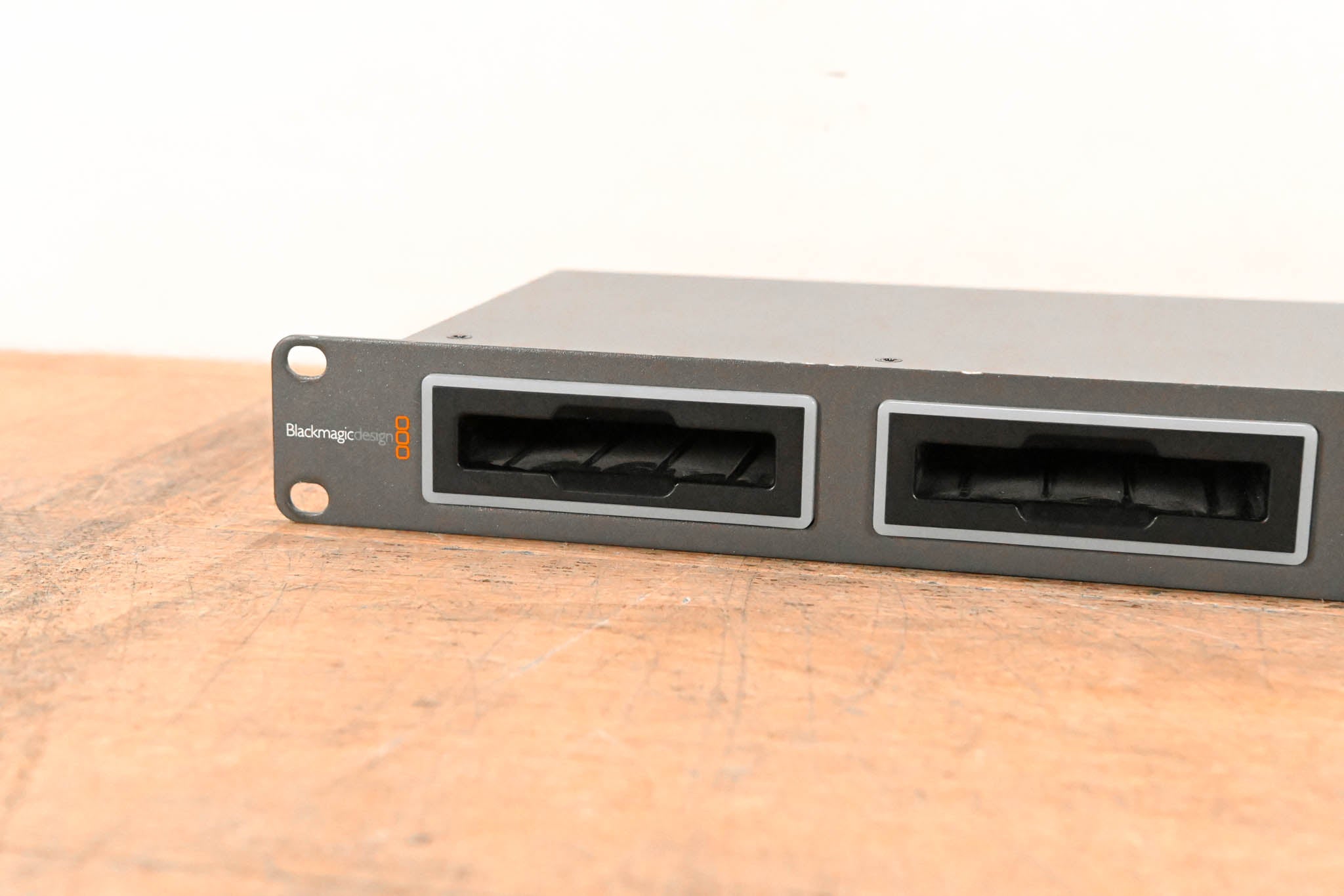 Blackmagic Design MultiDock