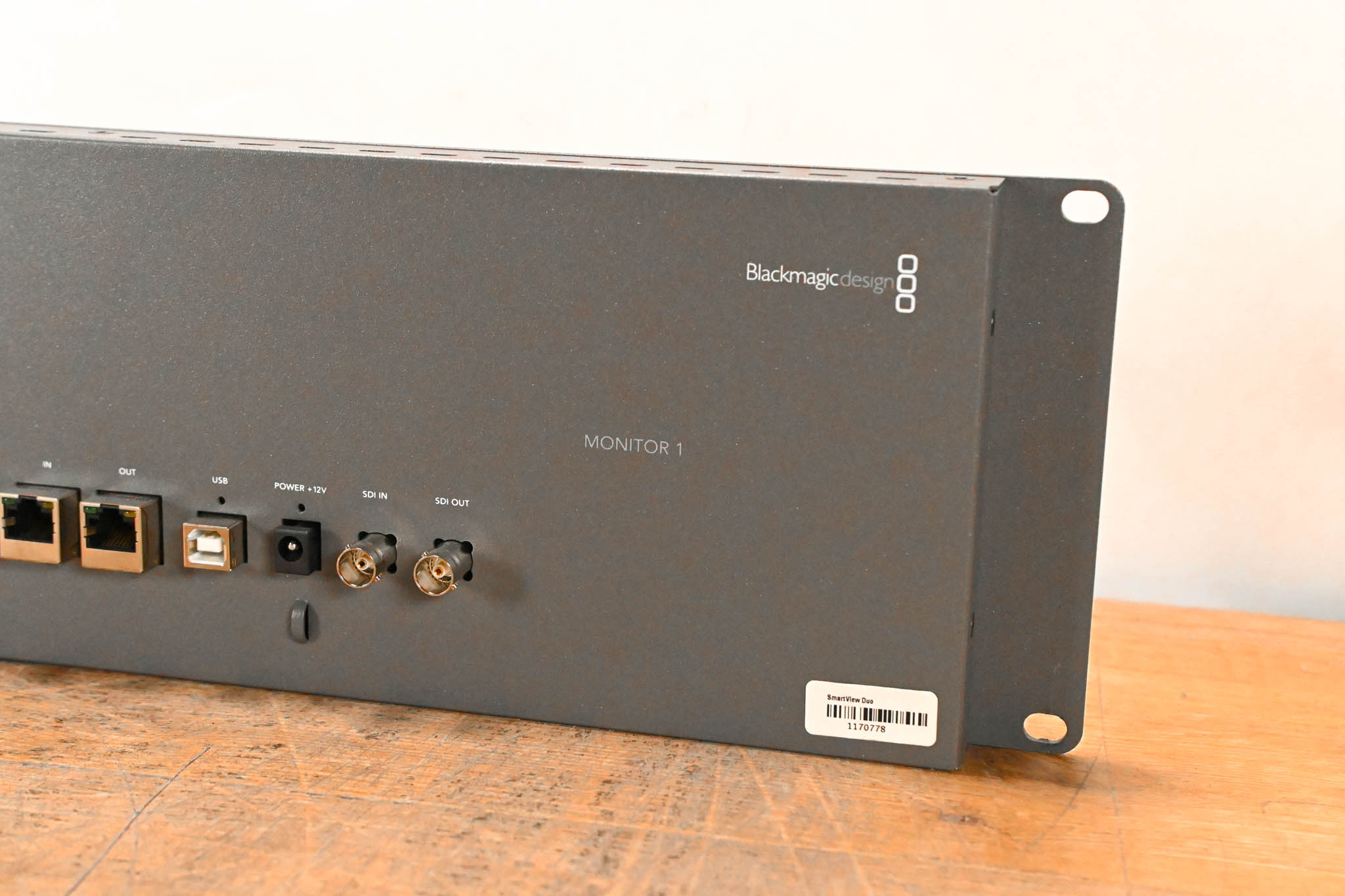 Blackmagic Design Smartview Duo Dual 8" LCD Monitors (NO POWER SUPPLY)