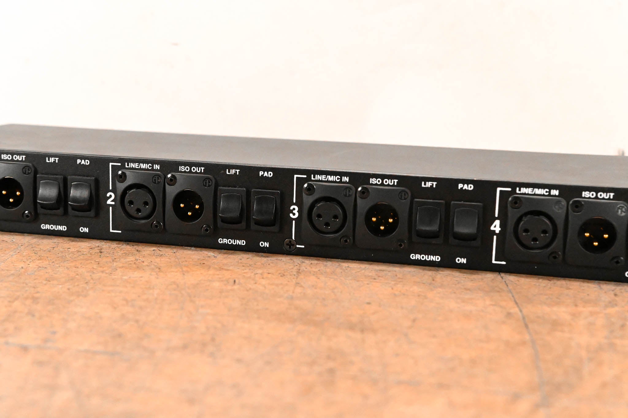 Horizon MS-4 4-Channel Rackmount Mic Splitter