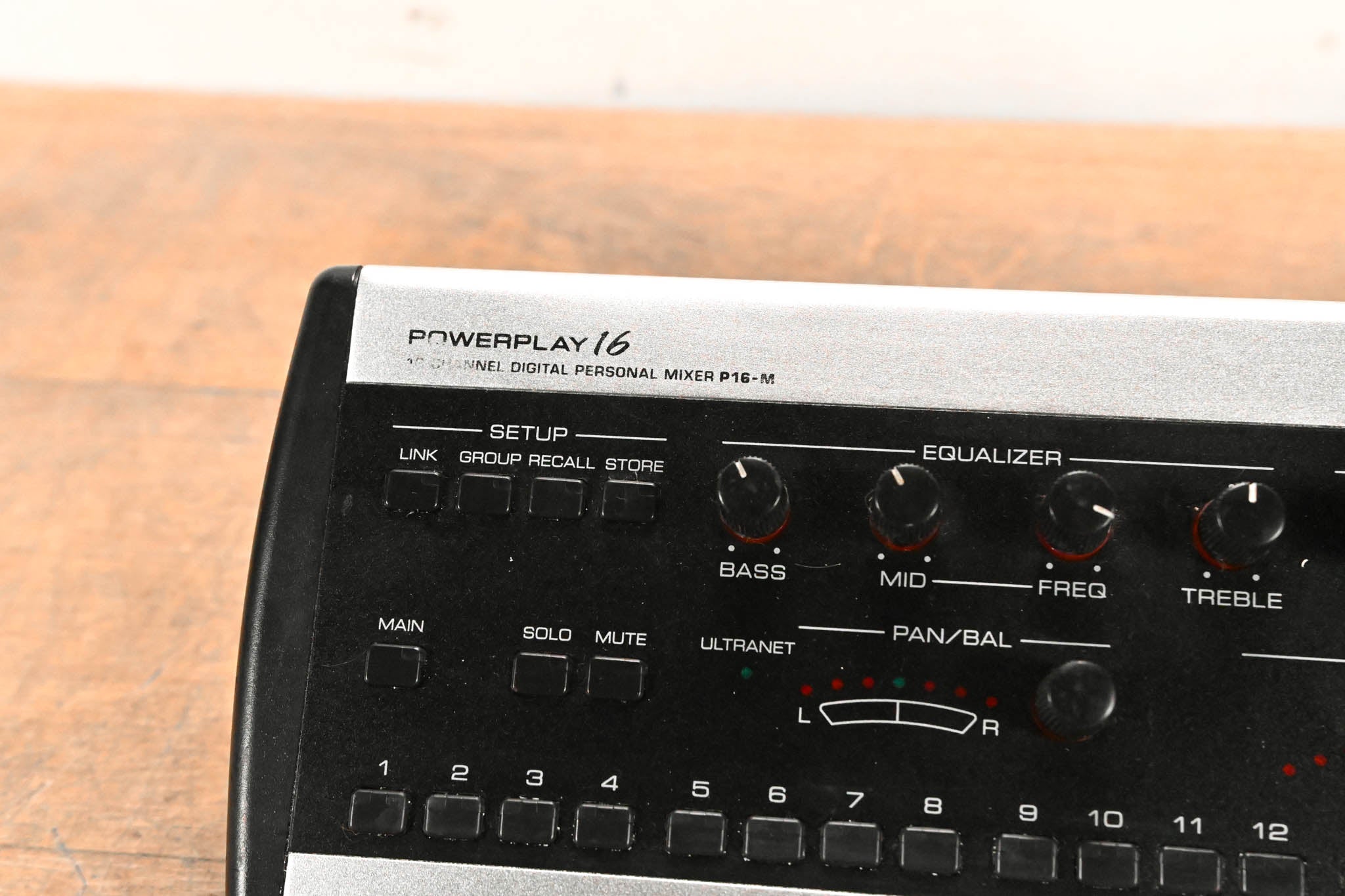 Behringer Powerplay P16-M 16-Channel Digital Personal Mixer