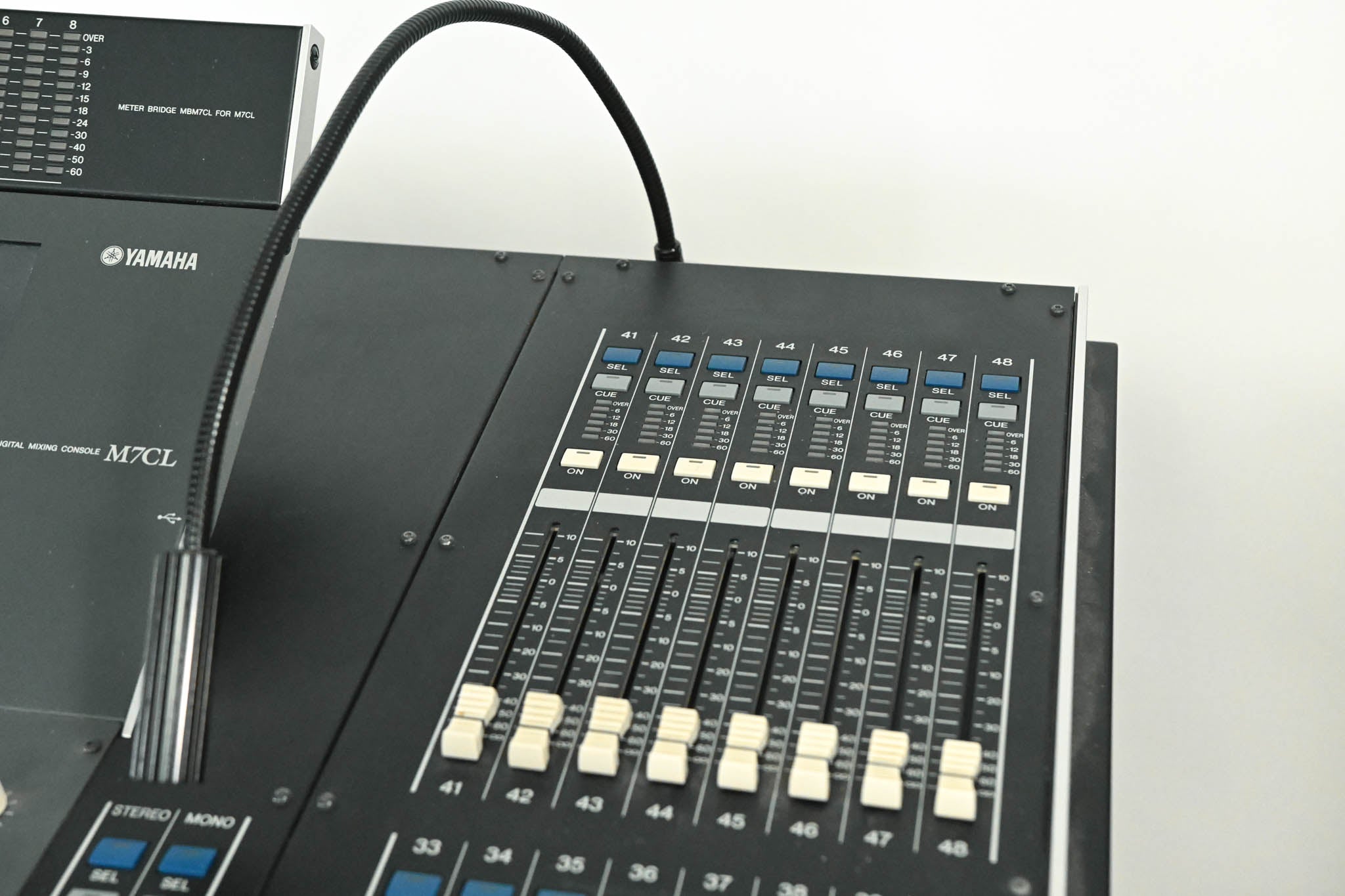 Yamaha M7CL-48 48-Channel Digital Audio Mixing Console