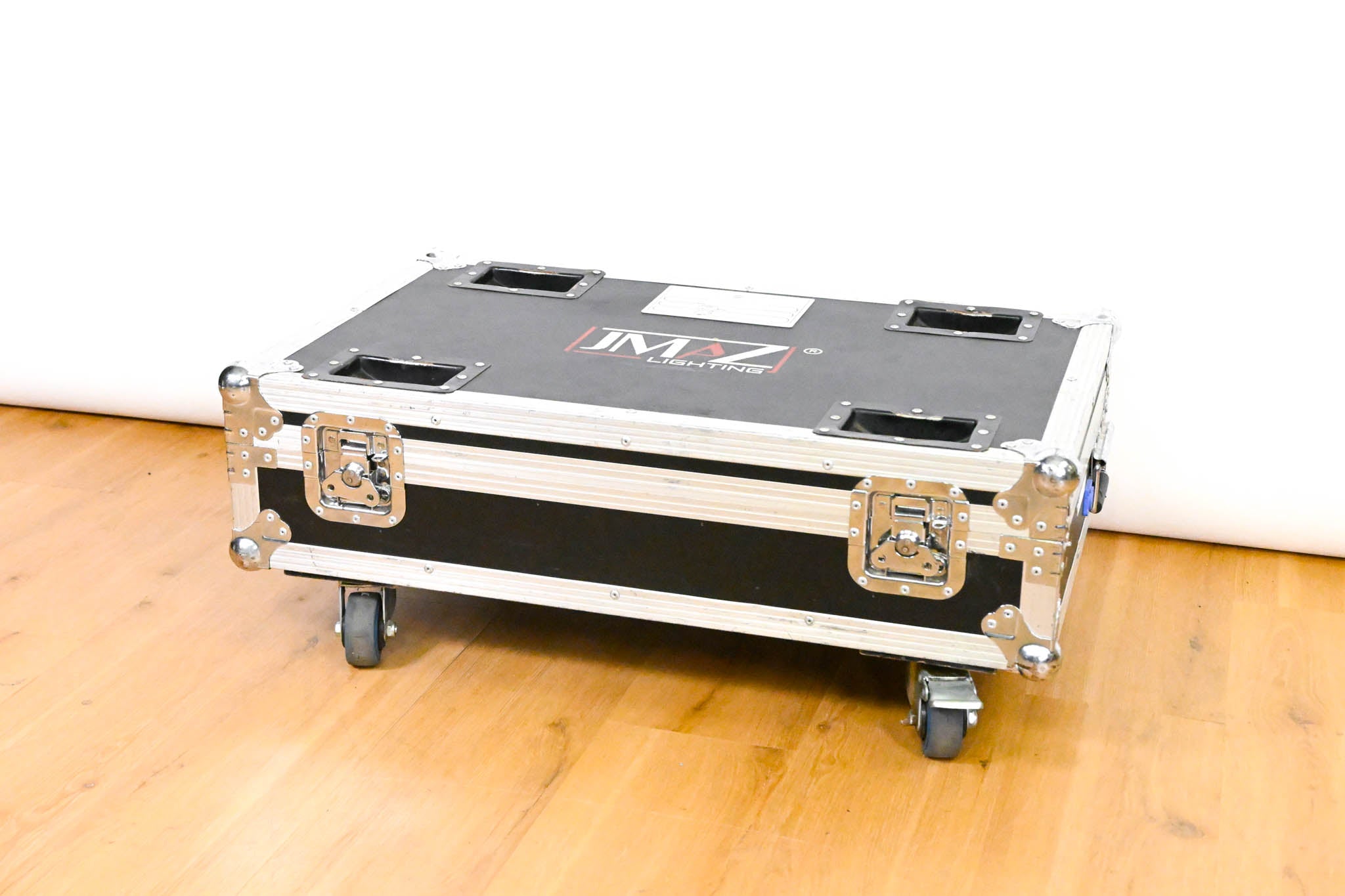 JMAZ Lighting MAD PAR HEX 4S Battery LED Uplight Kit w/ Charging Case