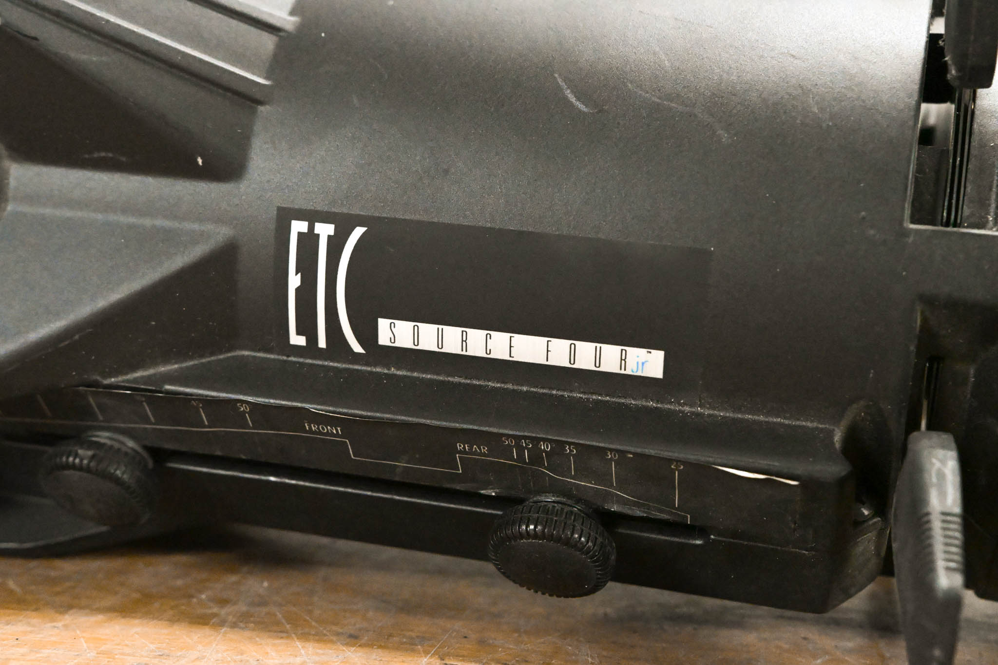 ETC Source Four Jr 25-50 Degree Zoom 575 Ellipsoidal Light
