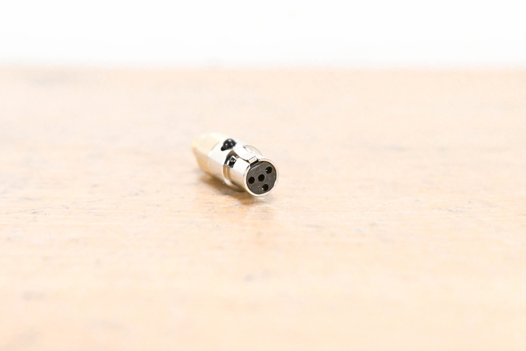DPA Microphones DAD9010 MicroLock to TA4F Mini-XLR Adapter