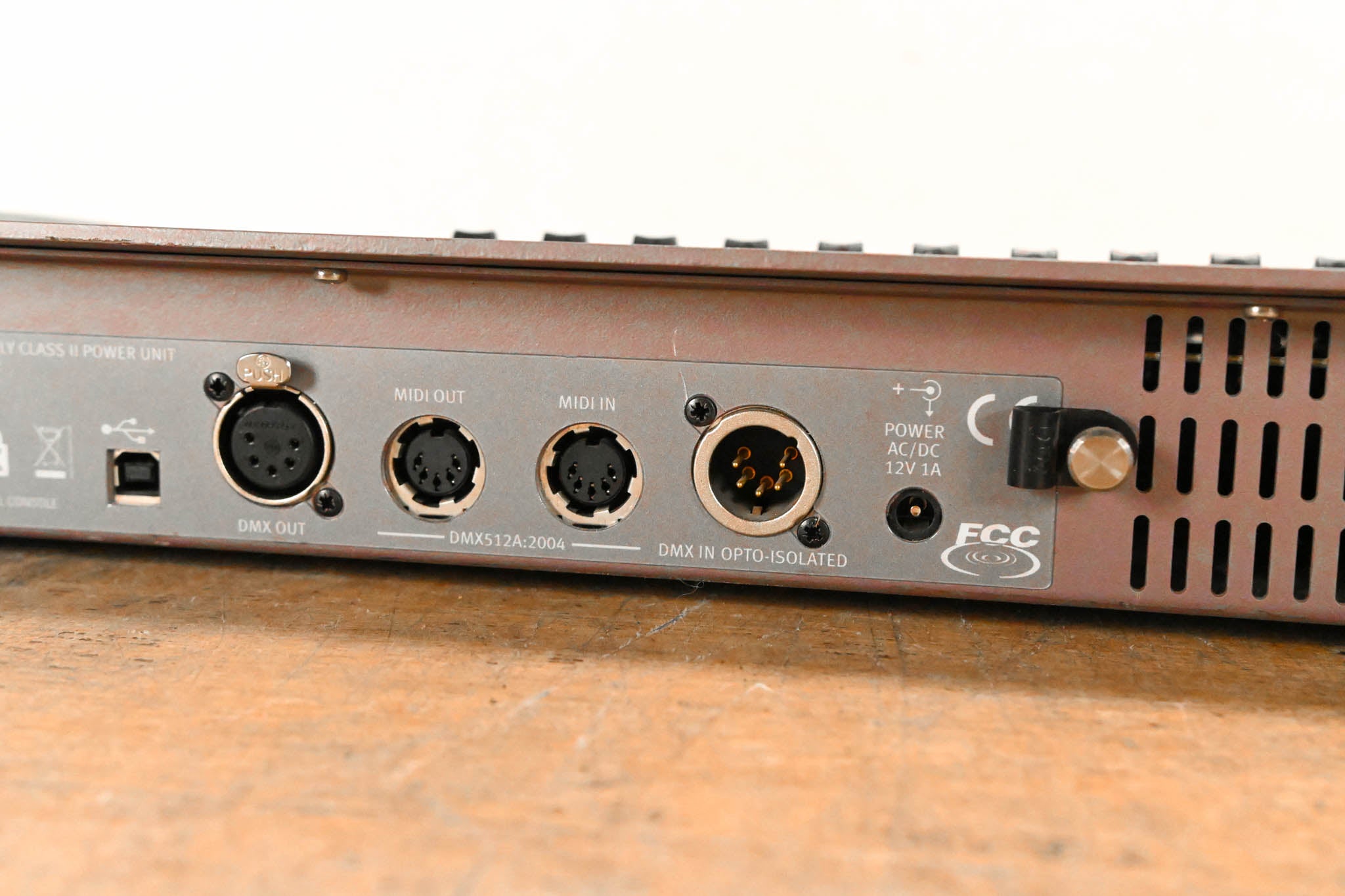 ETC SmartFade 2496 96-Channel Lighting Control Console (NO POWER SUPPLY)