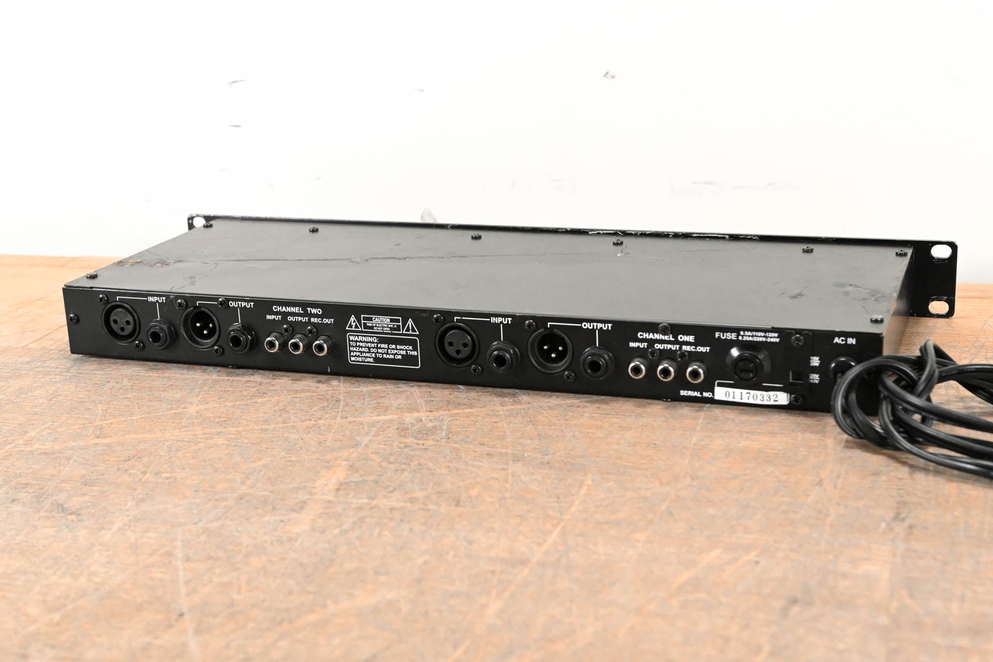 ART 343 Dual-Channel 15-Band Graphic Equalizer