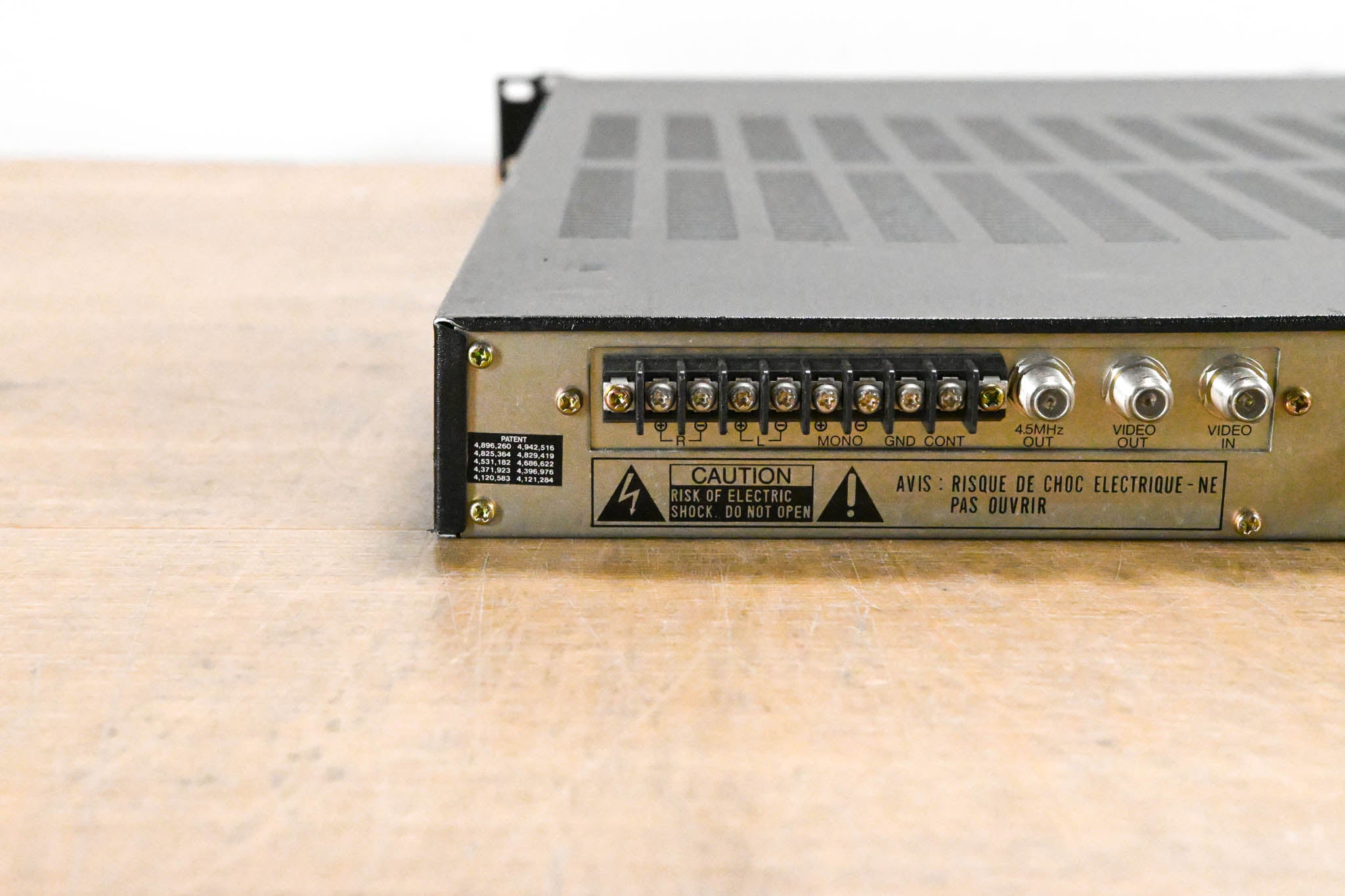 Standard TVM 550 TV/CATV Modulator w/ CSG60 BTSC Stereo Generator