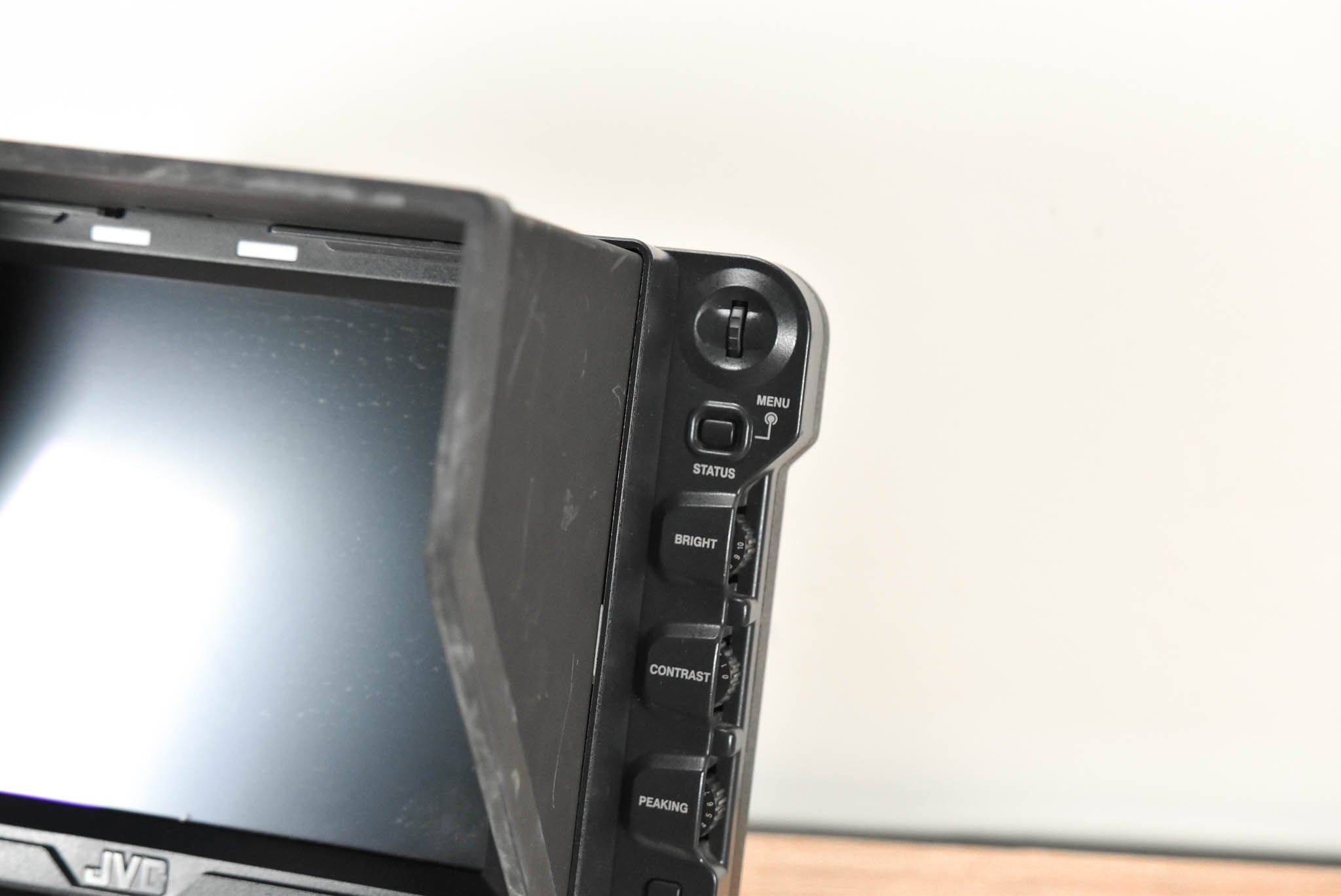 JVC VF-HP790G 8.4-inch HD/SD LCD Studio Viewfinder