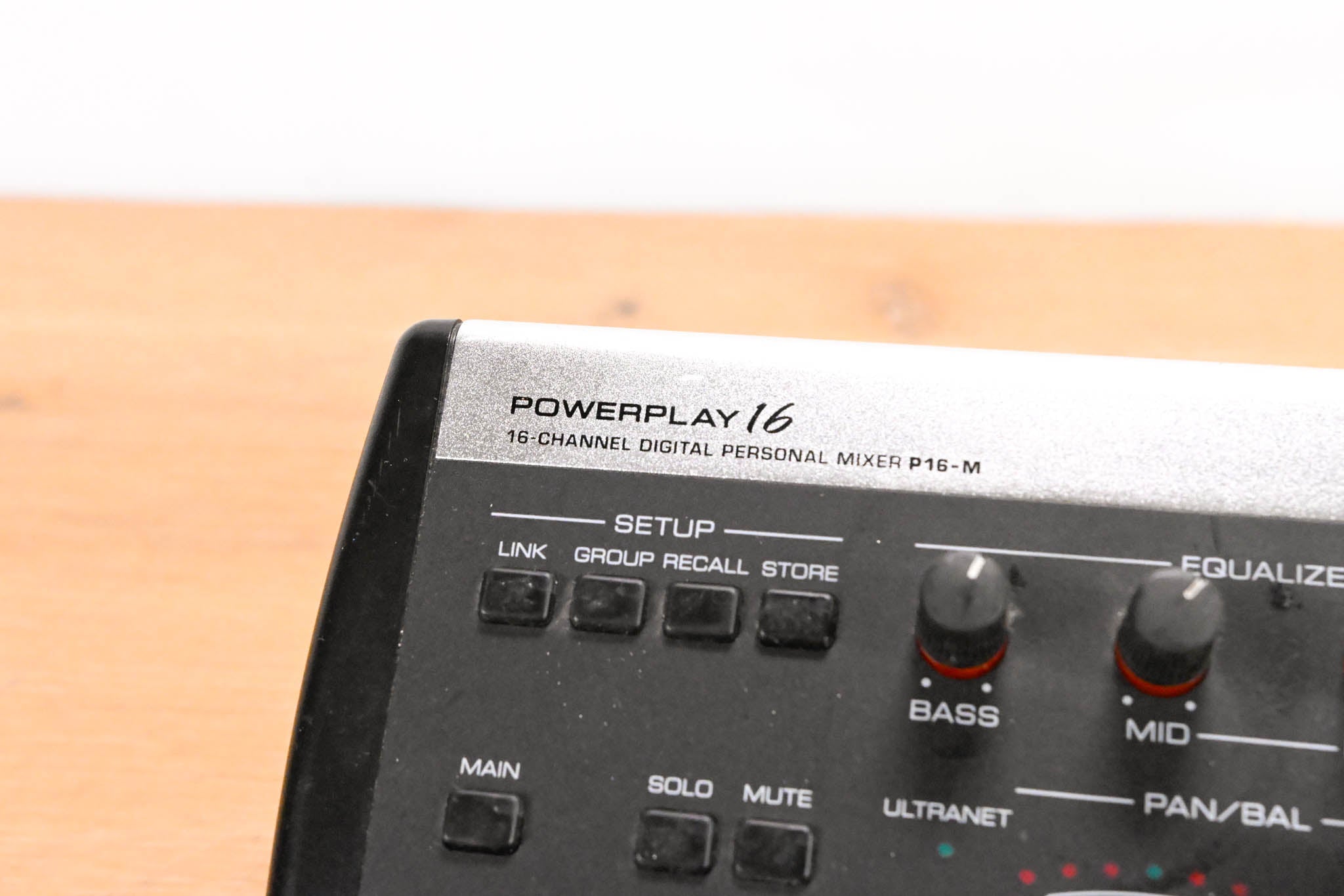Behringer Powerplay P16-M 16-Channel Digital Personal Mixer