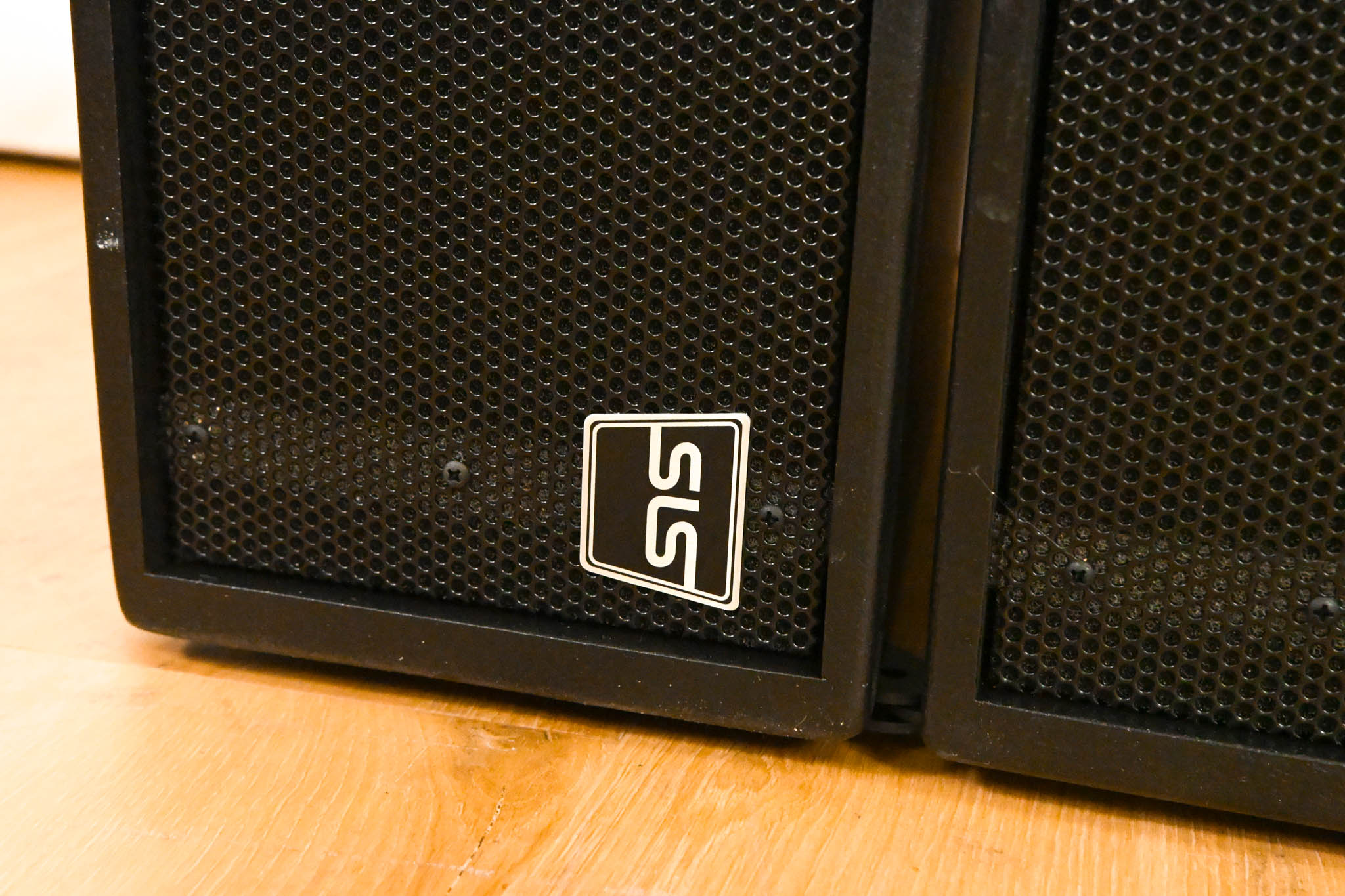 SLS CPA7600 Compact 3-Way Line Array Speaker (PAIR)