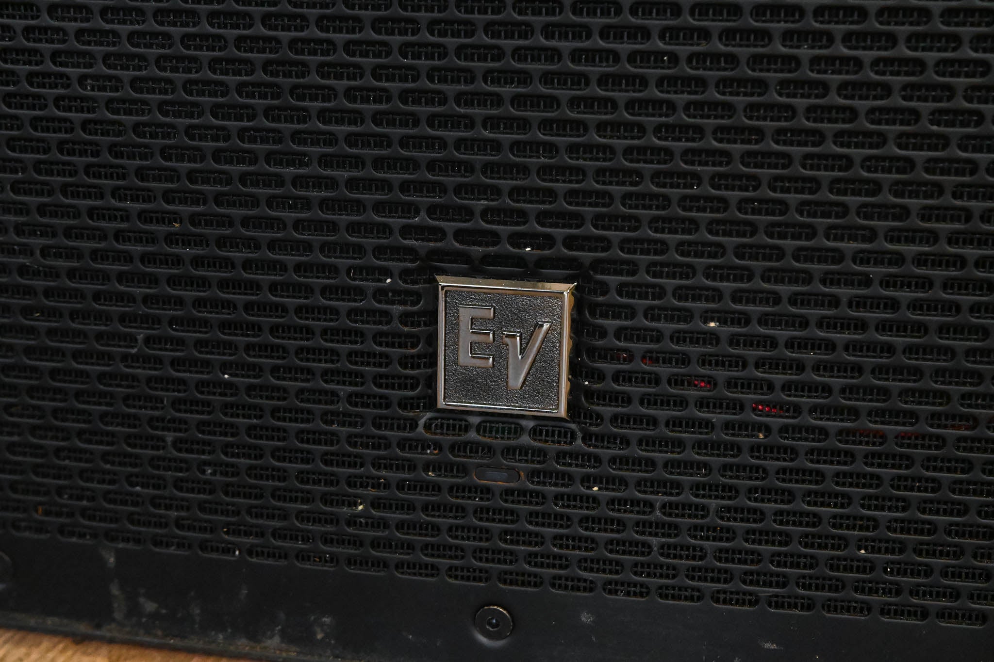 Electro-Voice (EV) ZLX-15P 15" 2-Way 1000W Powered Loudspeaker (PAIR)