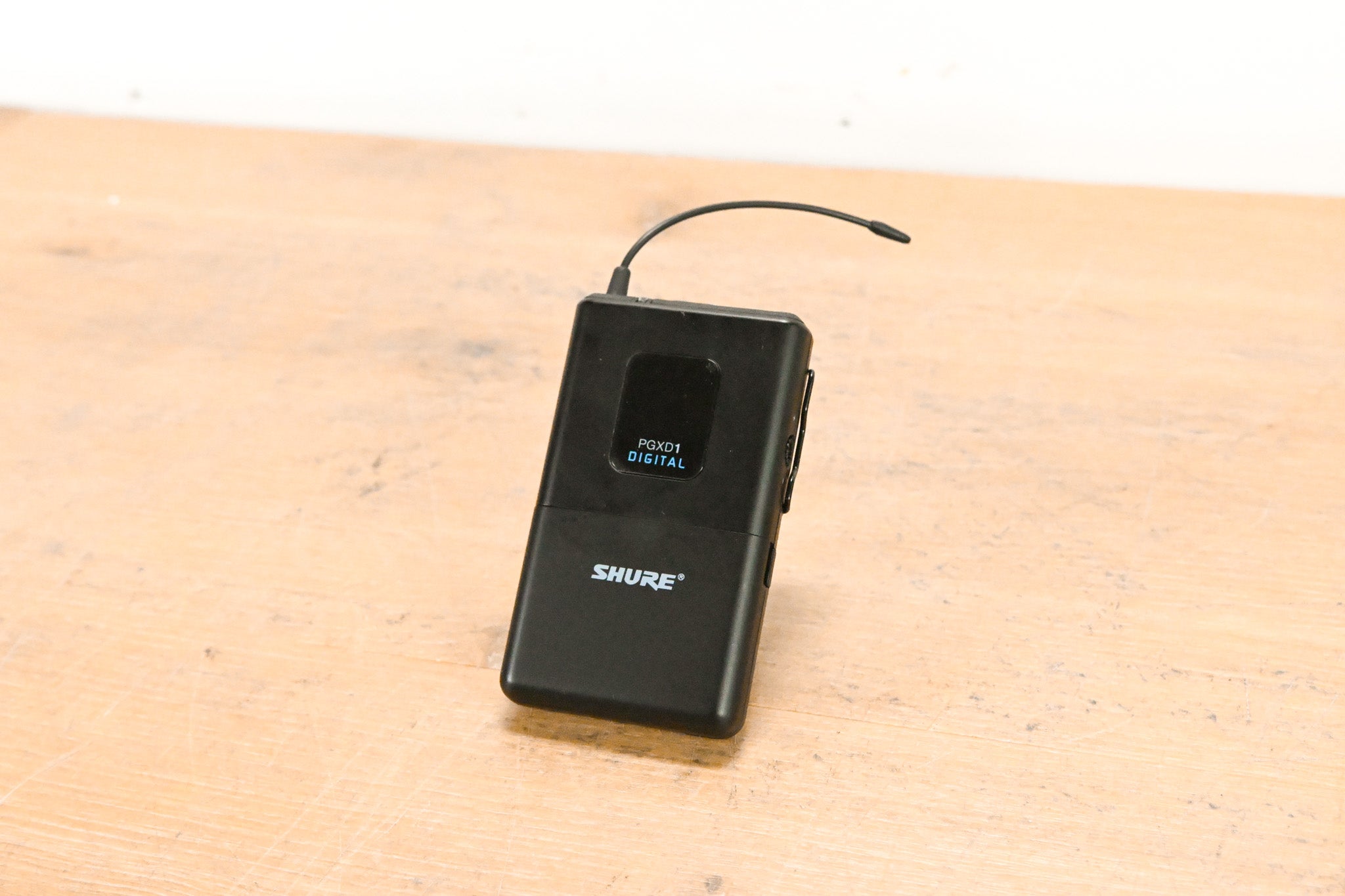 Shure PGXD1 Wireless Bodypack Transmitter - X8 Band: 902-928 MHz