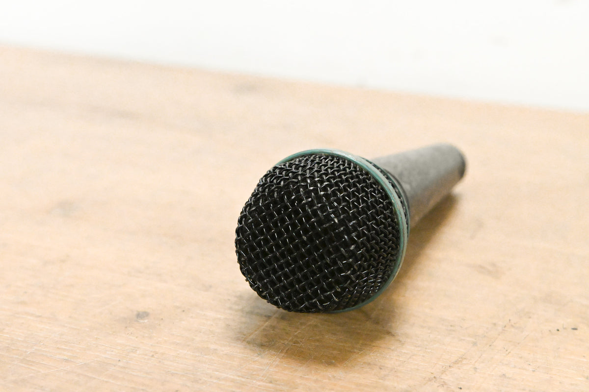 AKG D770 Dynamic Microphone