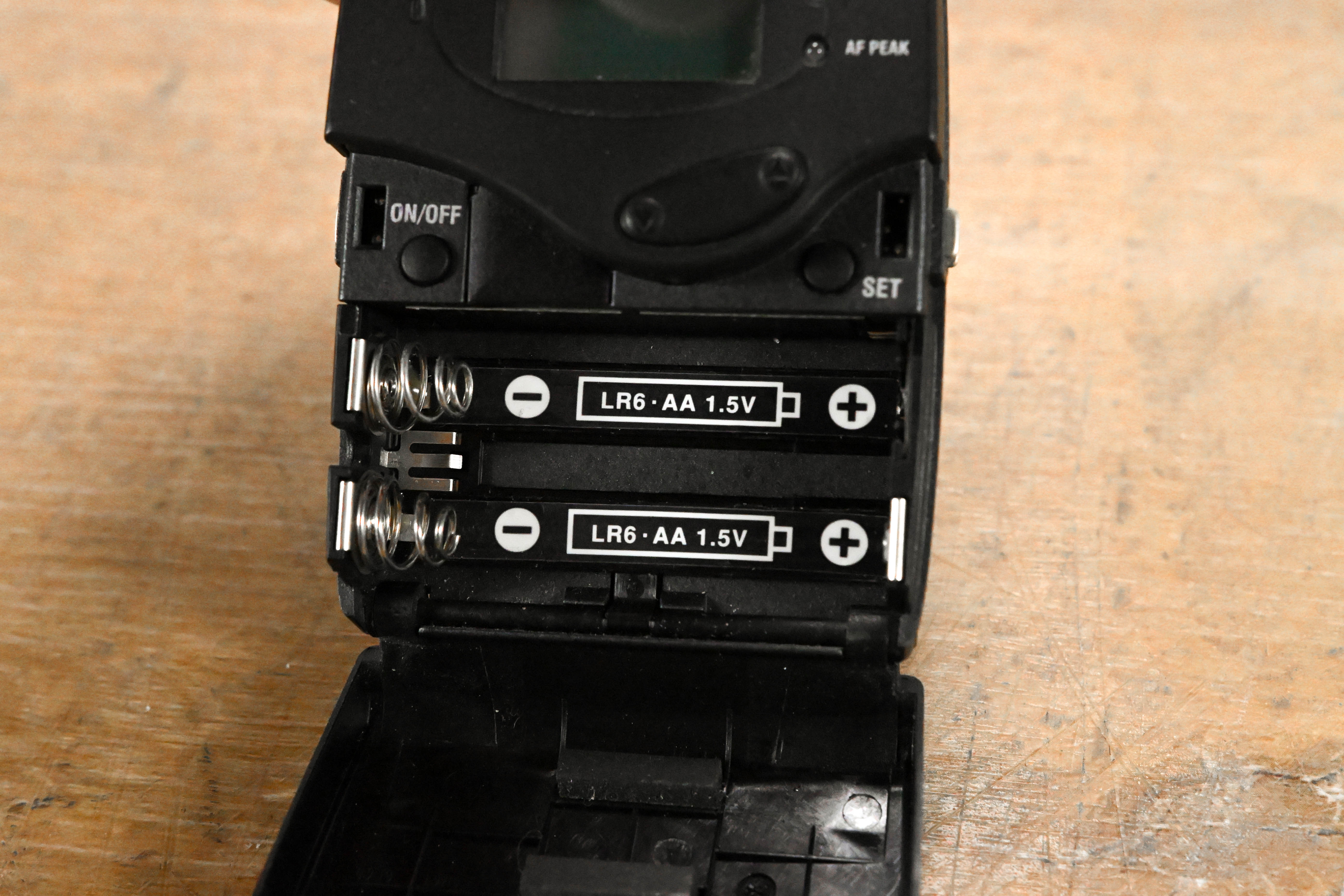 Sennheiser SK 300 G3 Wireless Bodypack Transmitter - B Band: 626-668 MHz