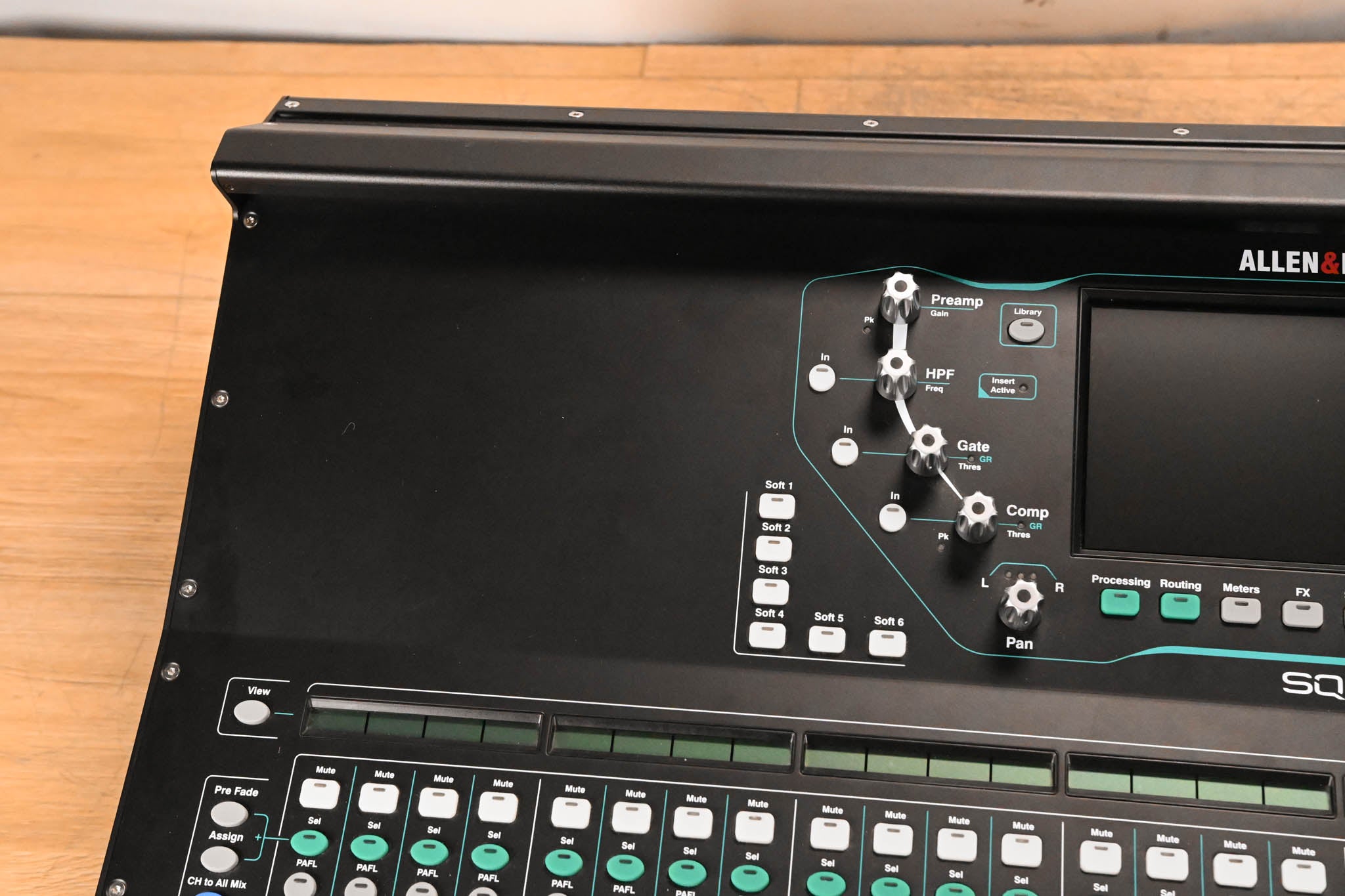 Allen & Heath SQ-7 48-Channel / 36-Bus Digital Mixer