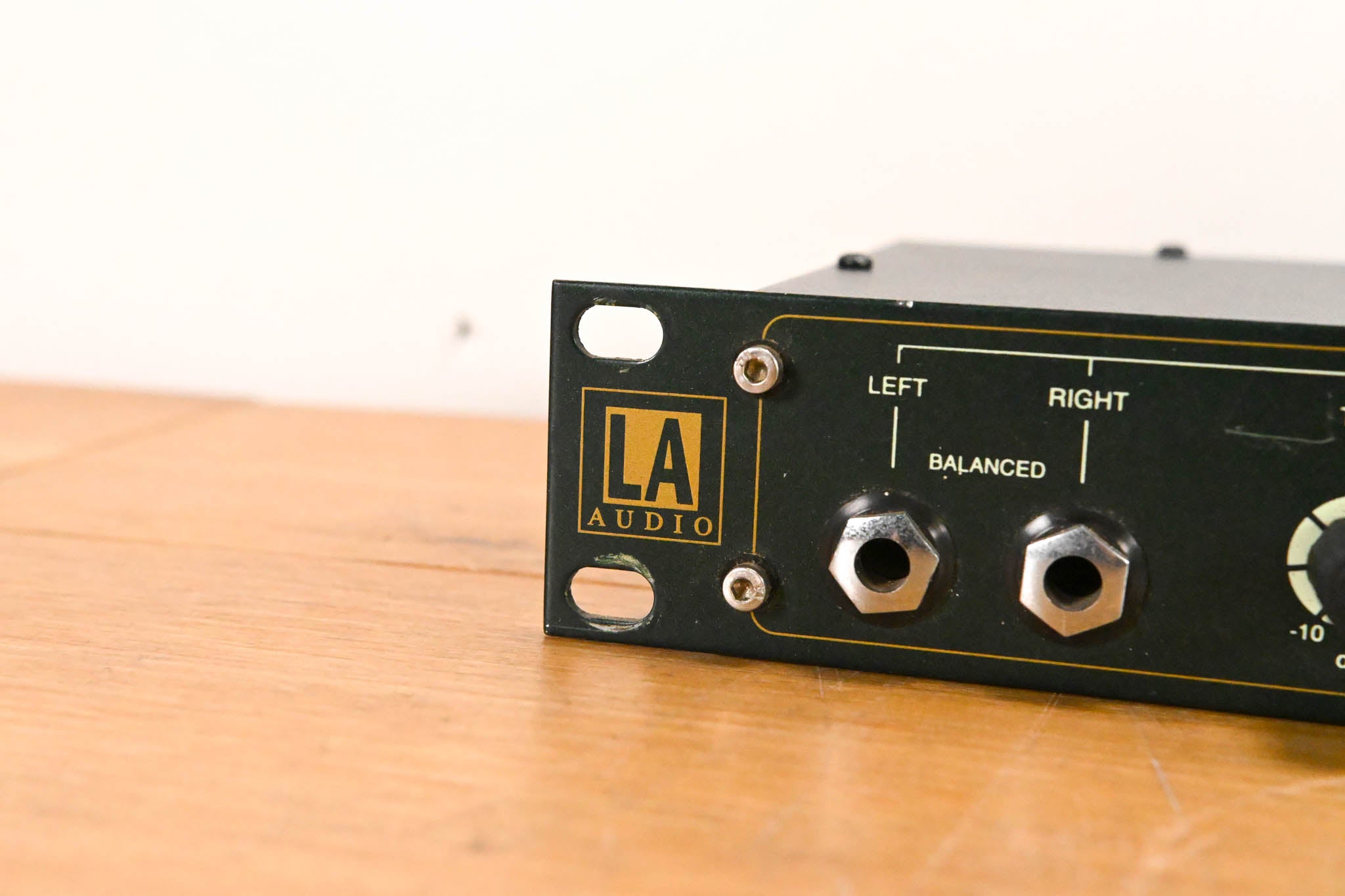 LA Audio SPX20 Stereo Source Selector