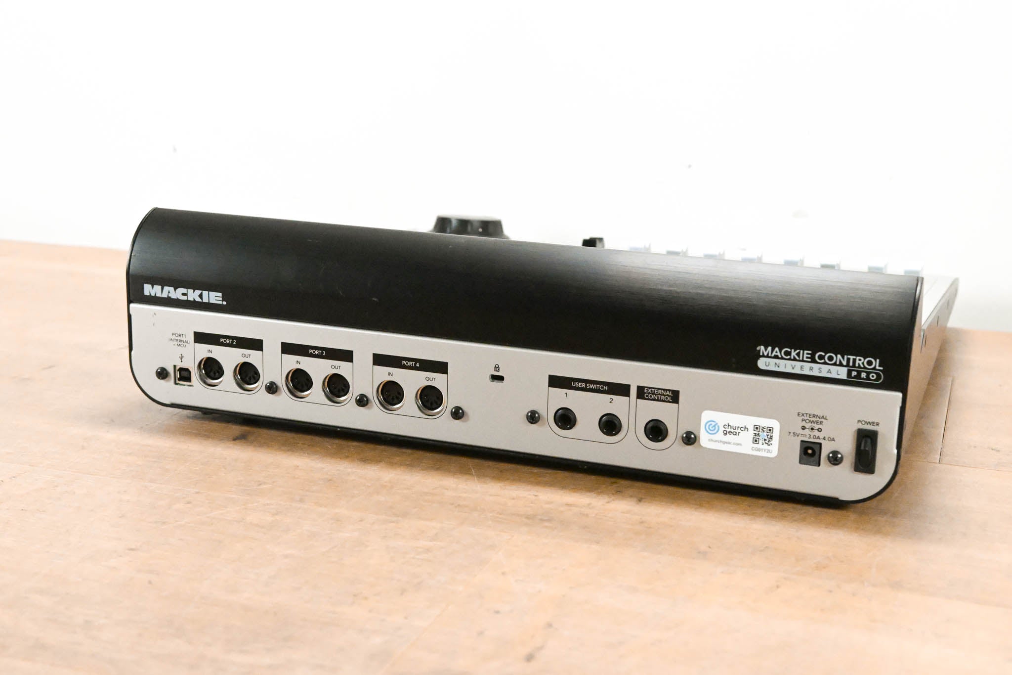 Mackie Control Universal Pro Control Surface (NO POWER SUPPLY)