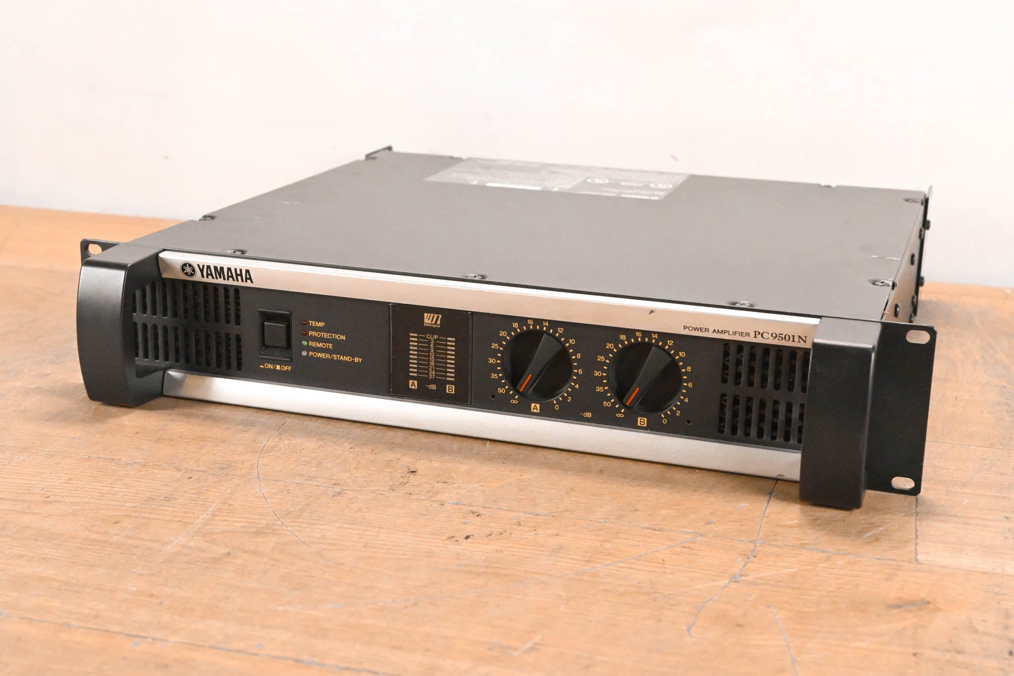Yamaha PC9501N Two-Channel Power Amplifier