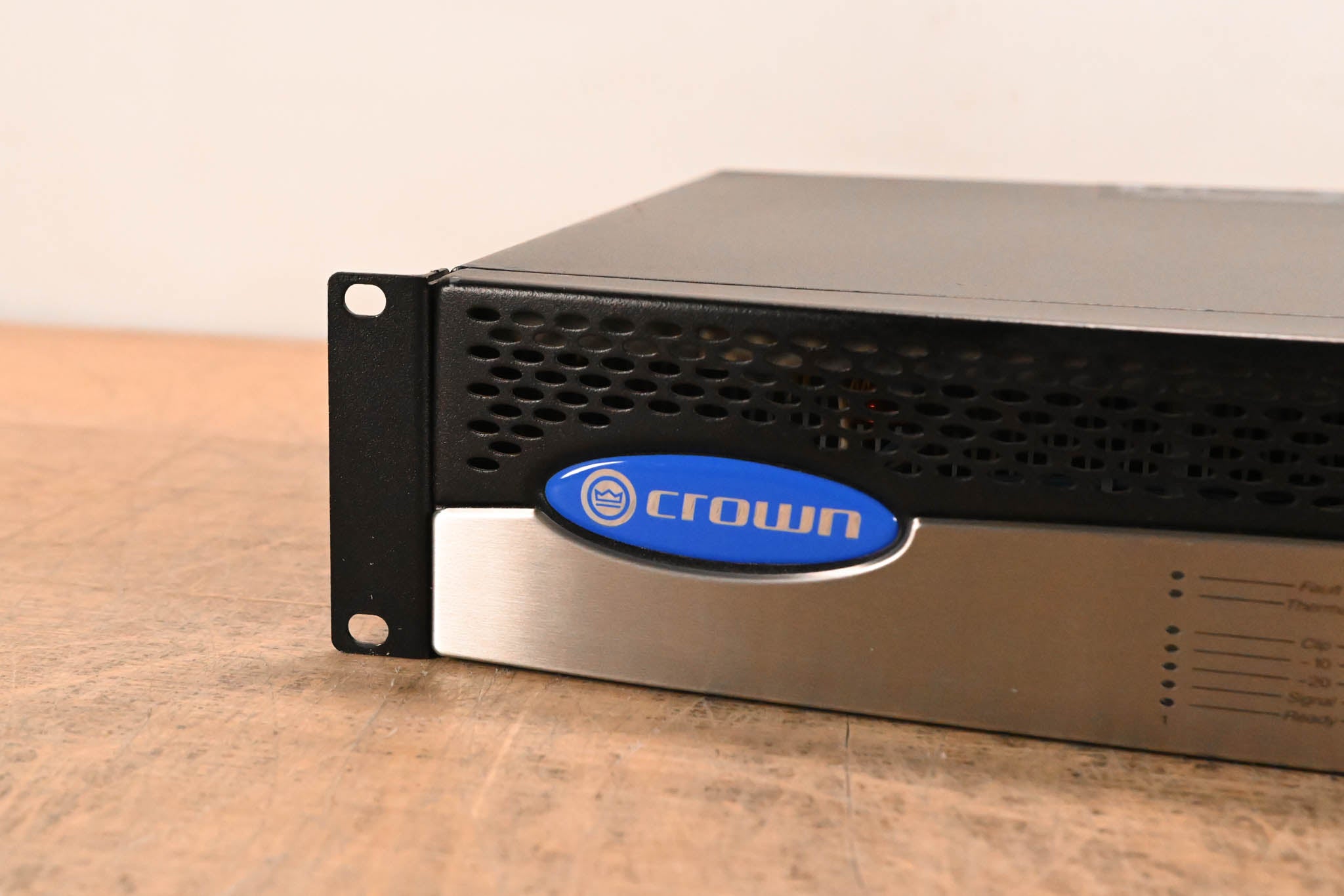 Crown CTs 1200 Two-Channel 600W Power Amplifier