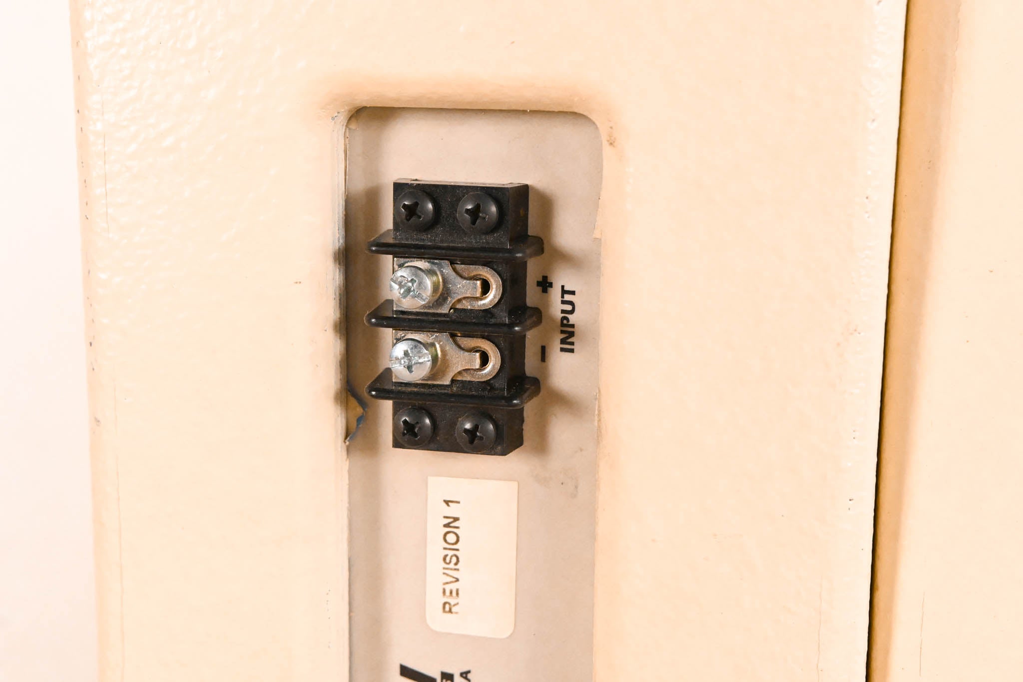 EAW UB52 Two-Way Full-Range Loudspeaker - White (PAIR)