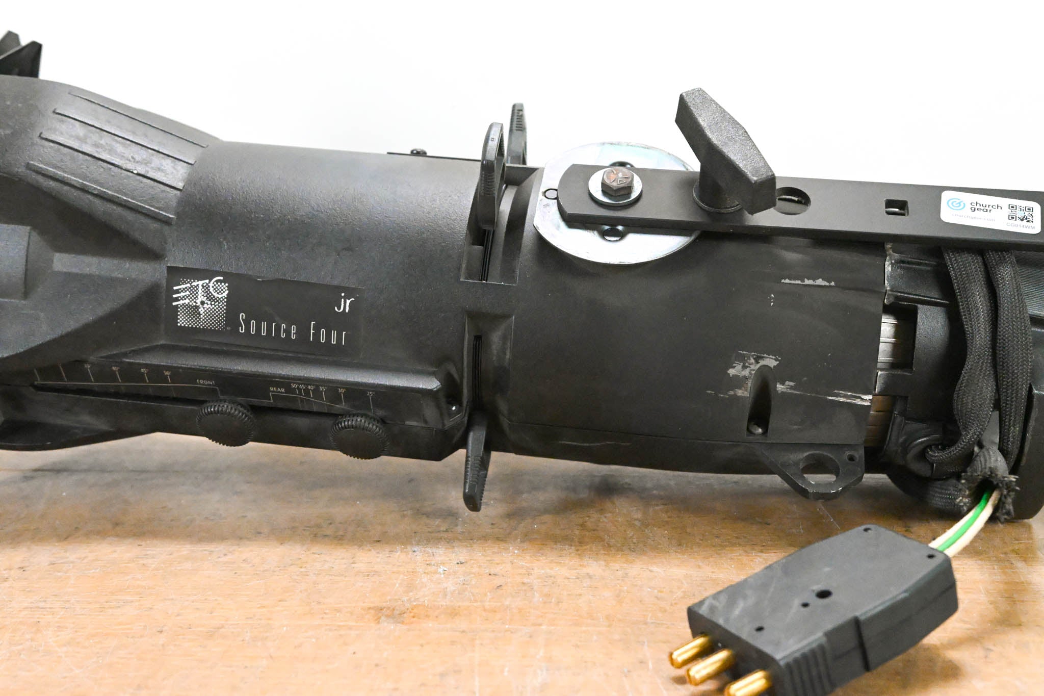 ETC Source Four Jr 25-50 Degree Zoom 750 Ellipsoidal Light