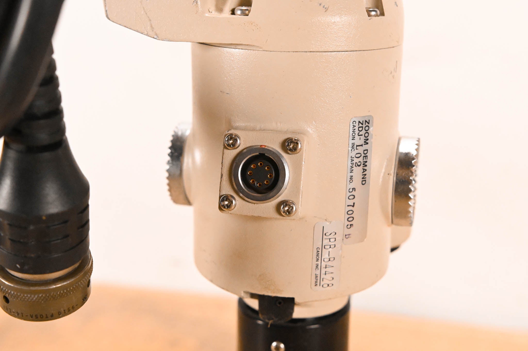 Canon ZDJ-L02 Zoom Demand