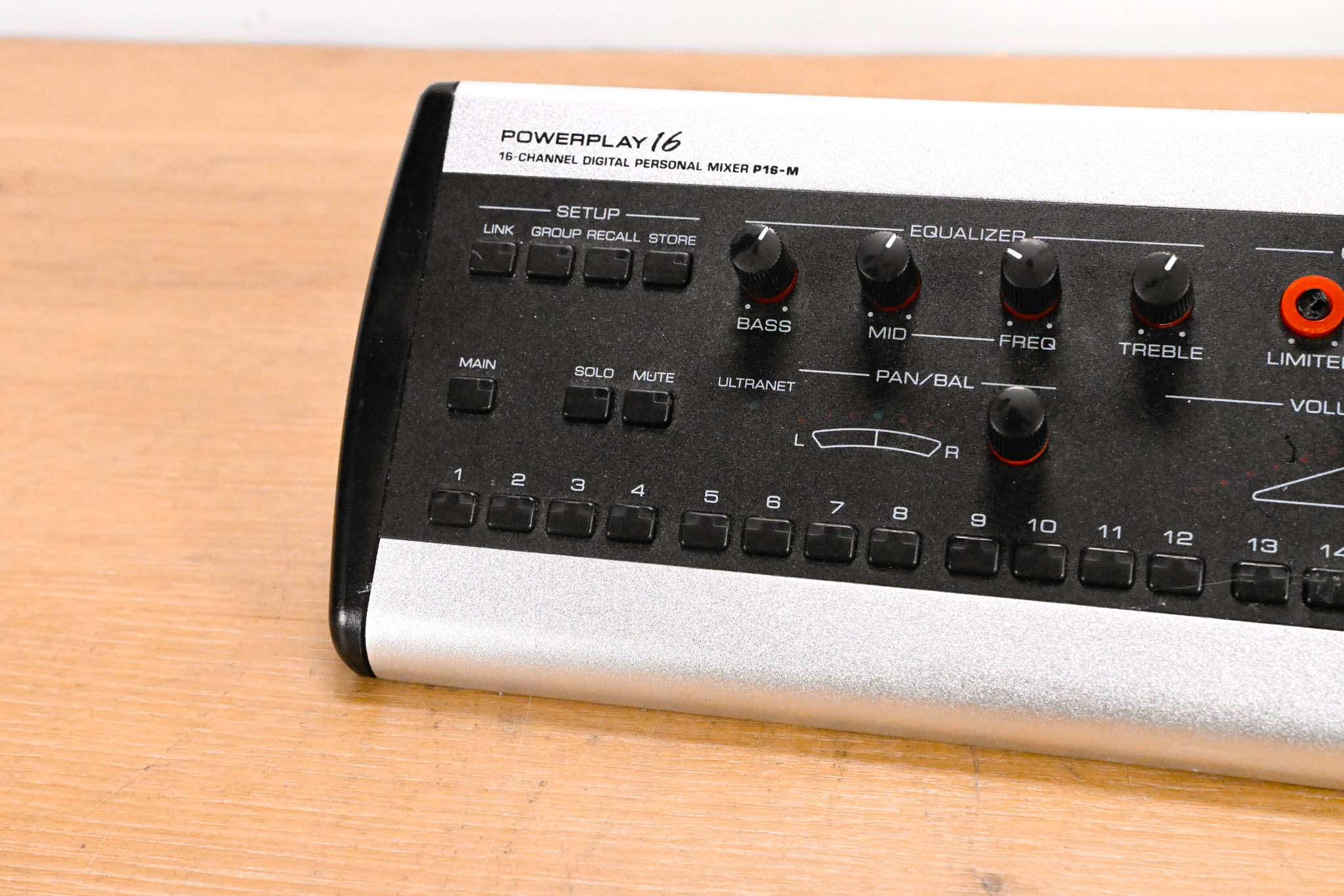 Behringer Powerplay P16-M 16-Channel Digital Personal Mixer