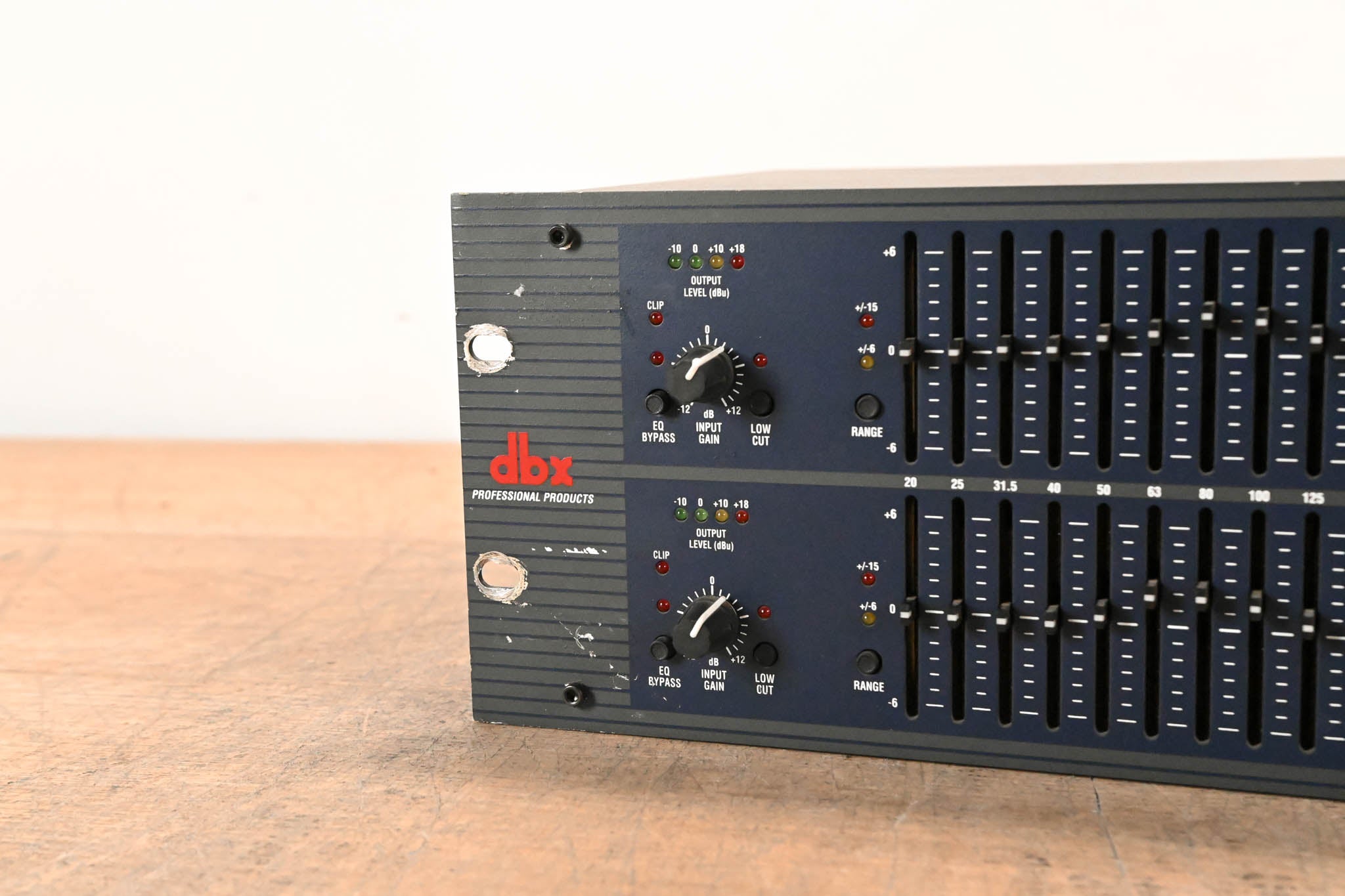 dbx 1231 Dual-Channel 31-Band Graphic Equalizer