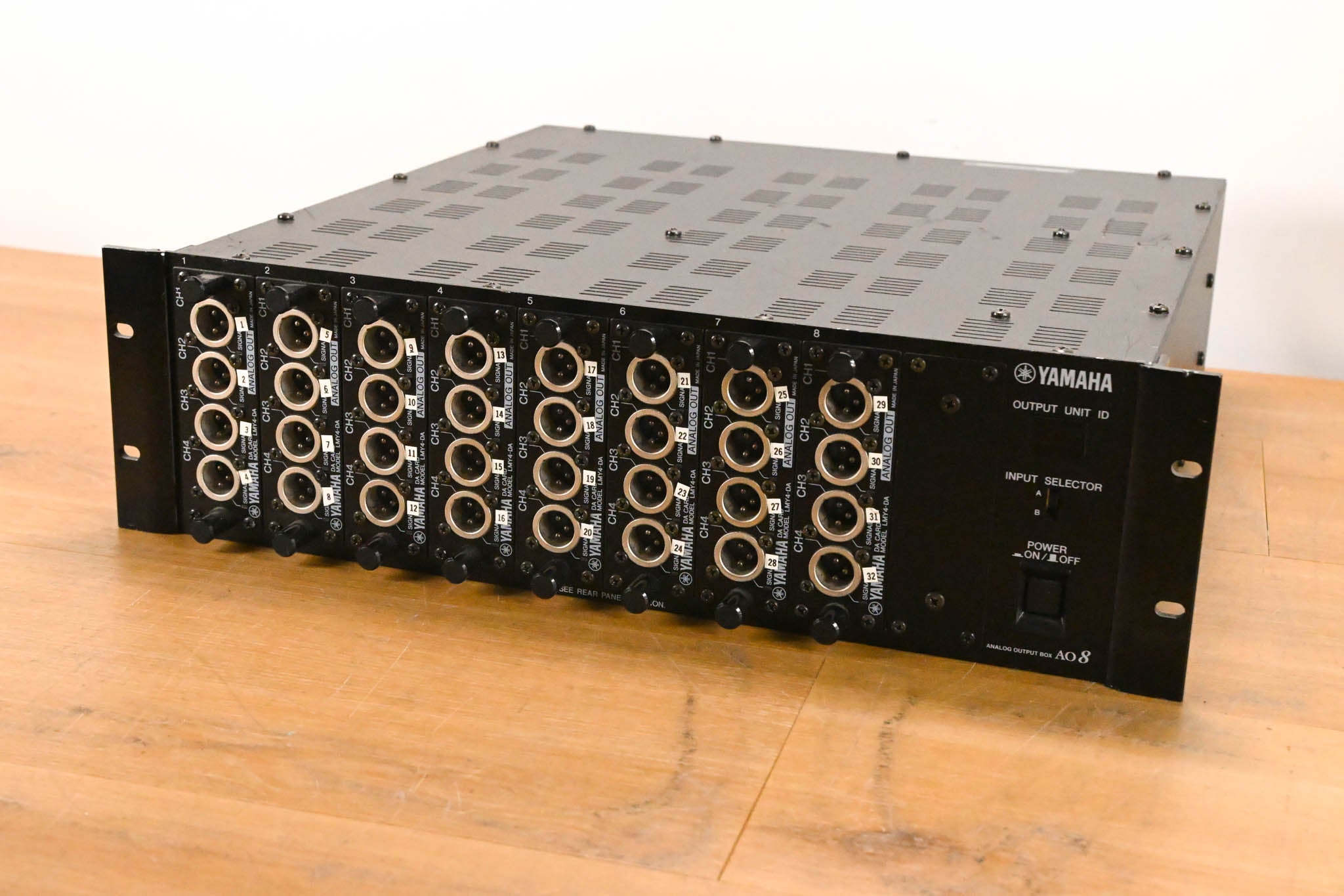 Yamaha AO8-DA8 Analog Output Box