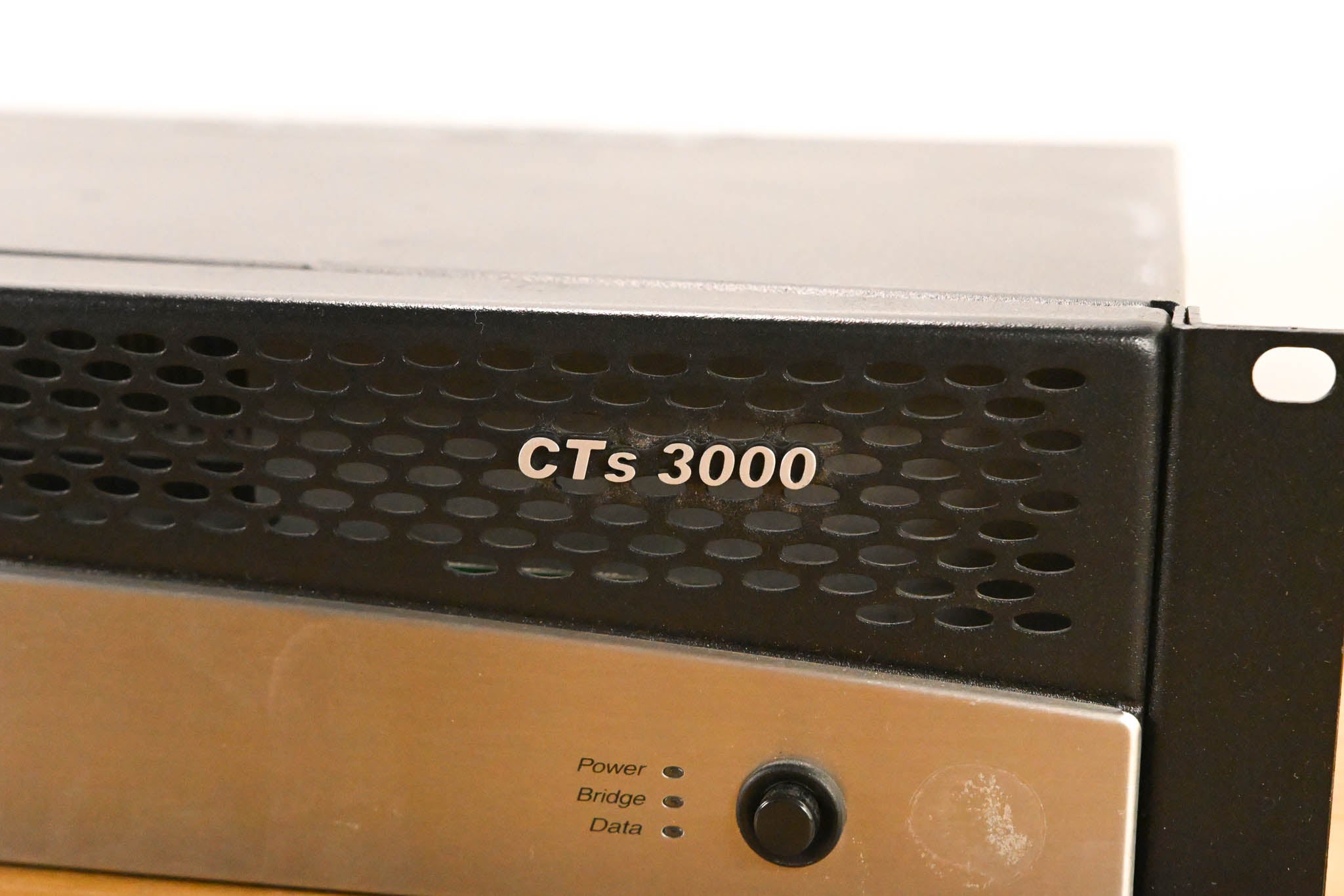 Crown CTs 3000 Two-Channel 1500W Power Amplifier
