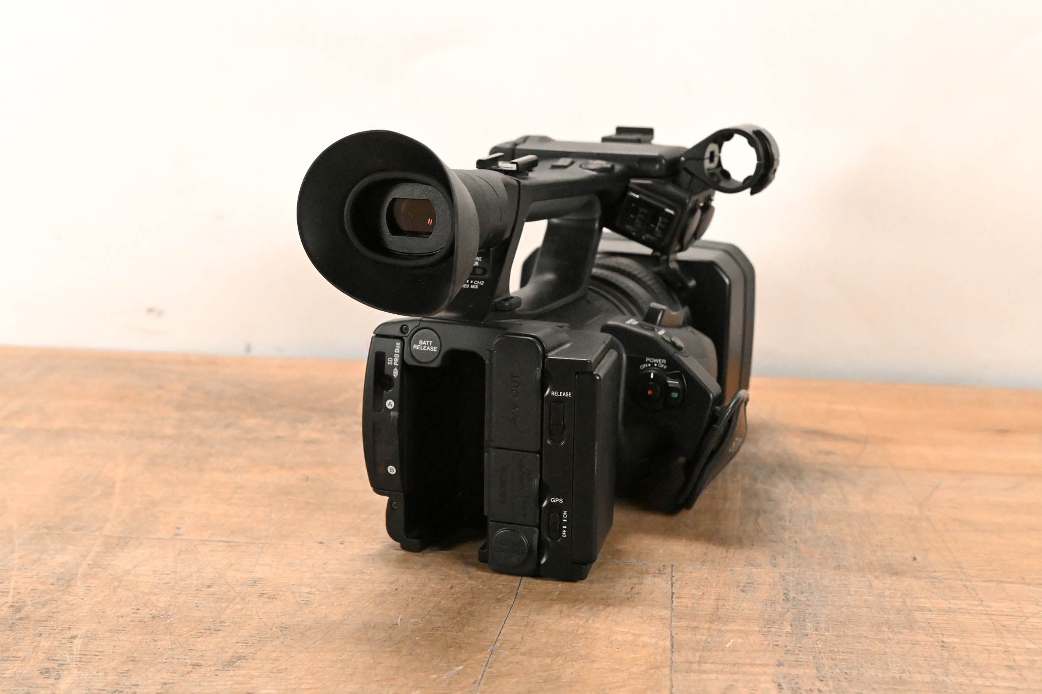 Sony HXR-NX5U NXCAM Professional Camcorder