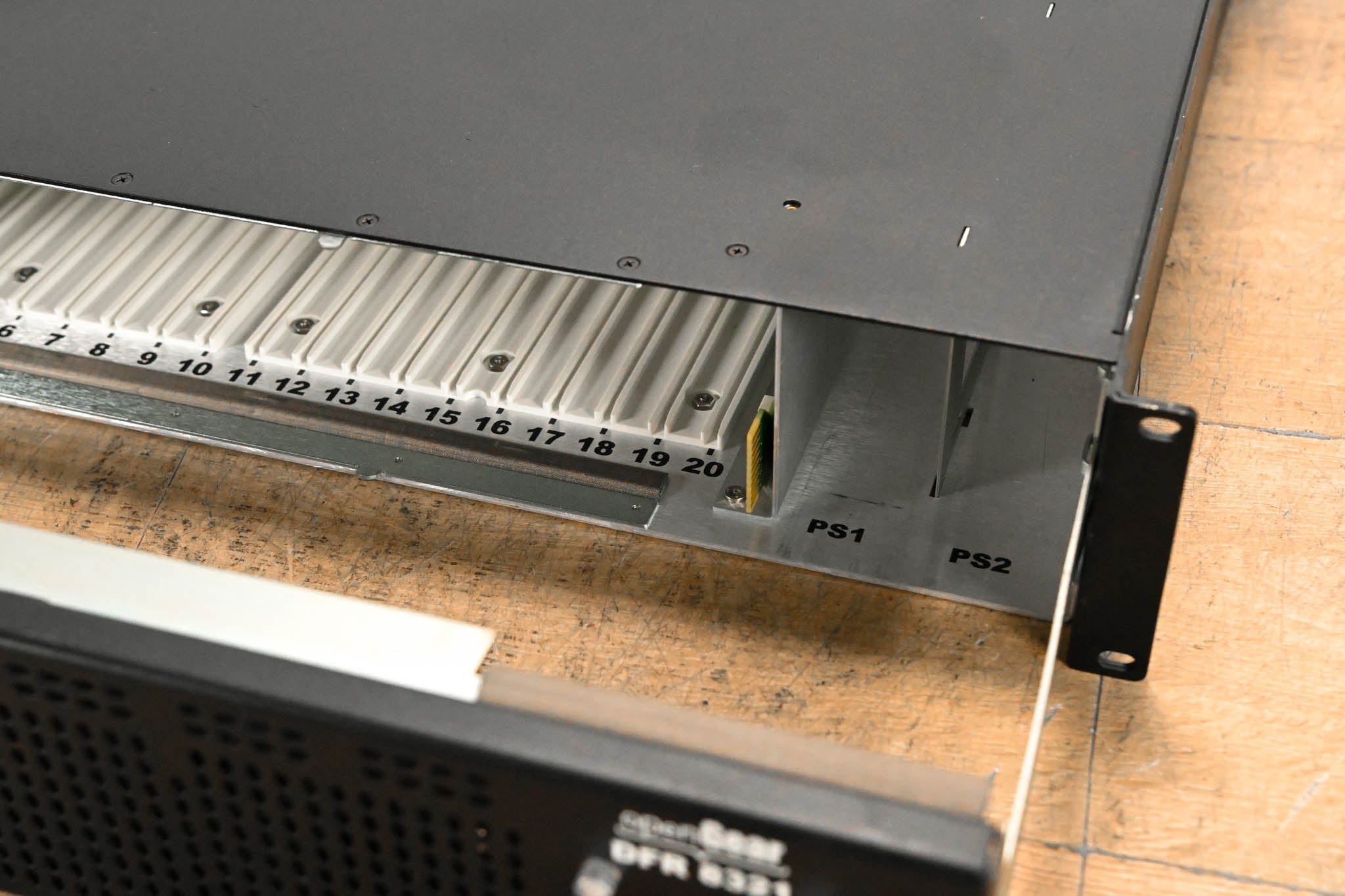 Blackmagic Design DFR-8321 OpenGear Module Frame