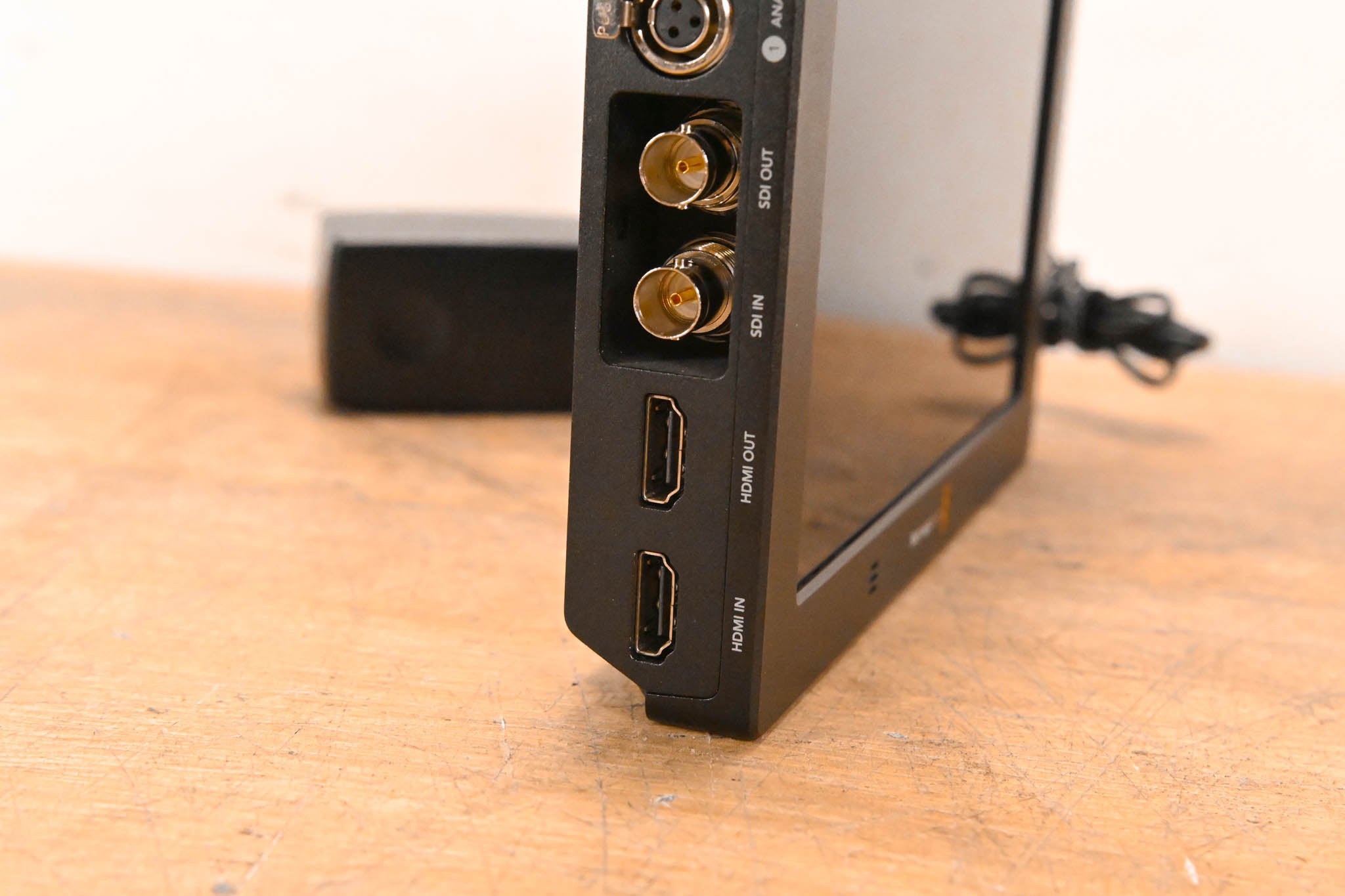 Blackmagic Design Video Assist 4K 7" Monitor/Recorder