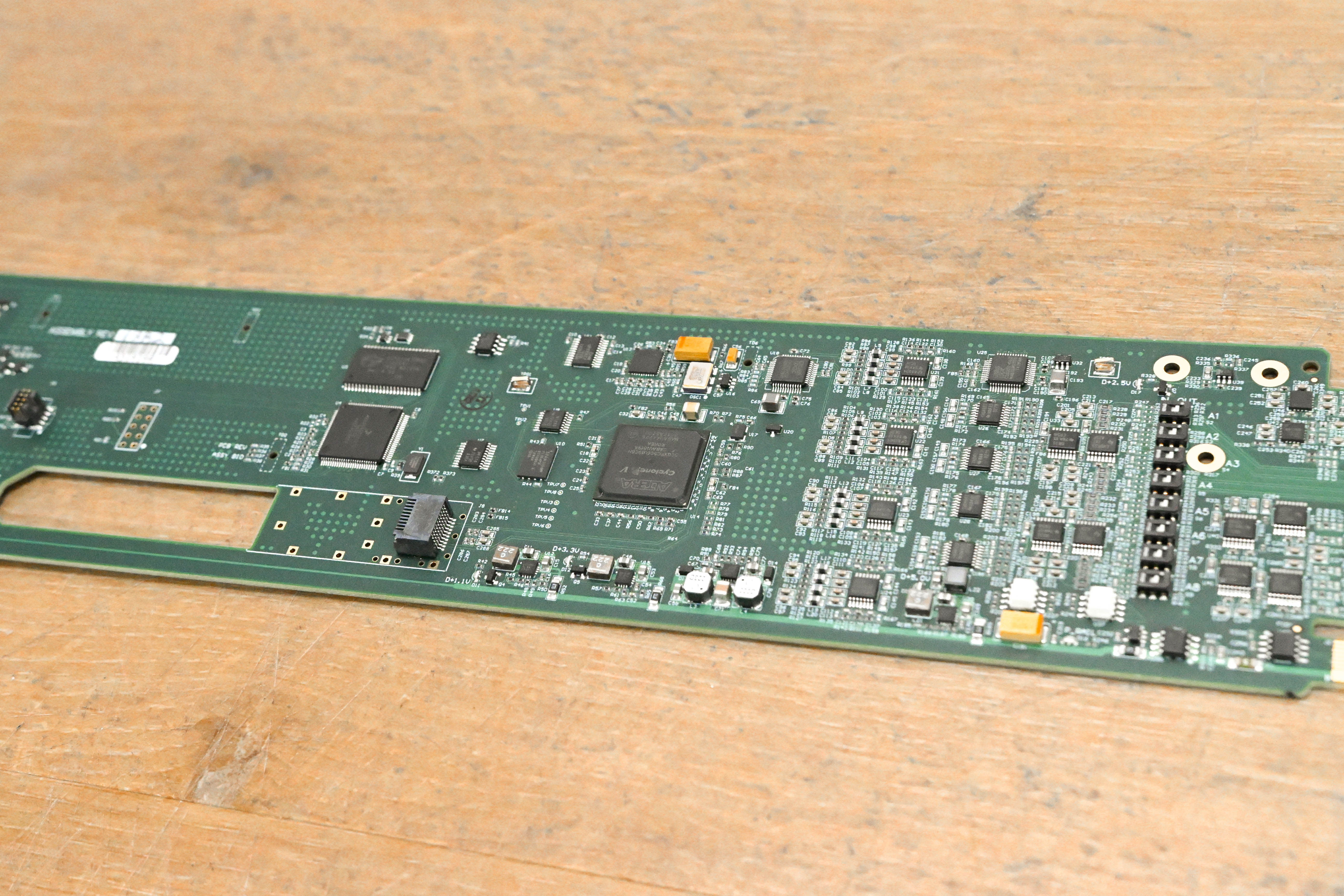 Cobalt 9933-EMDE-ADDA 3G/HD/SD-SDI Audio Embedder/De-Embedder Card