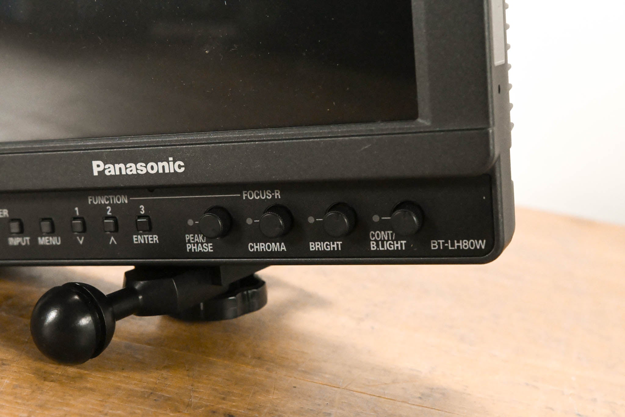Panasonic BT-LH80WP 7.9" Multi-Format Color LCD (NO POWER SUPPLY)