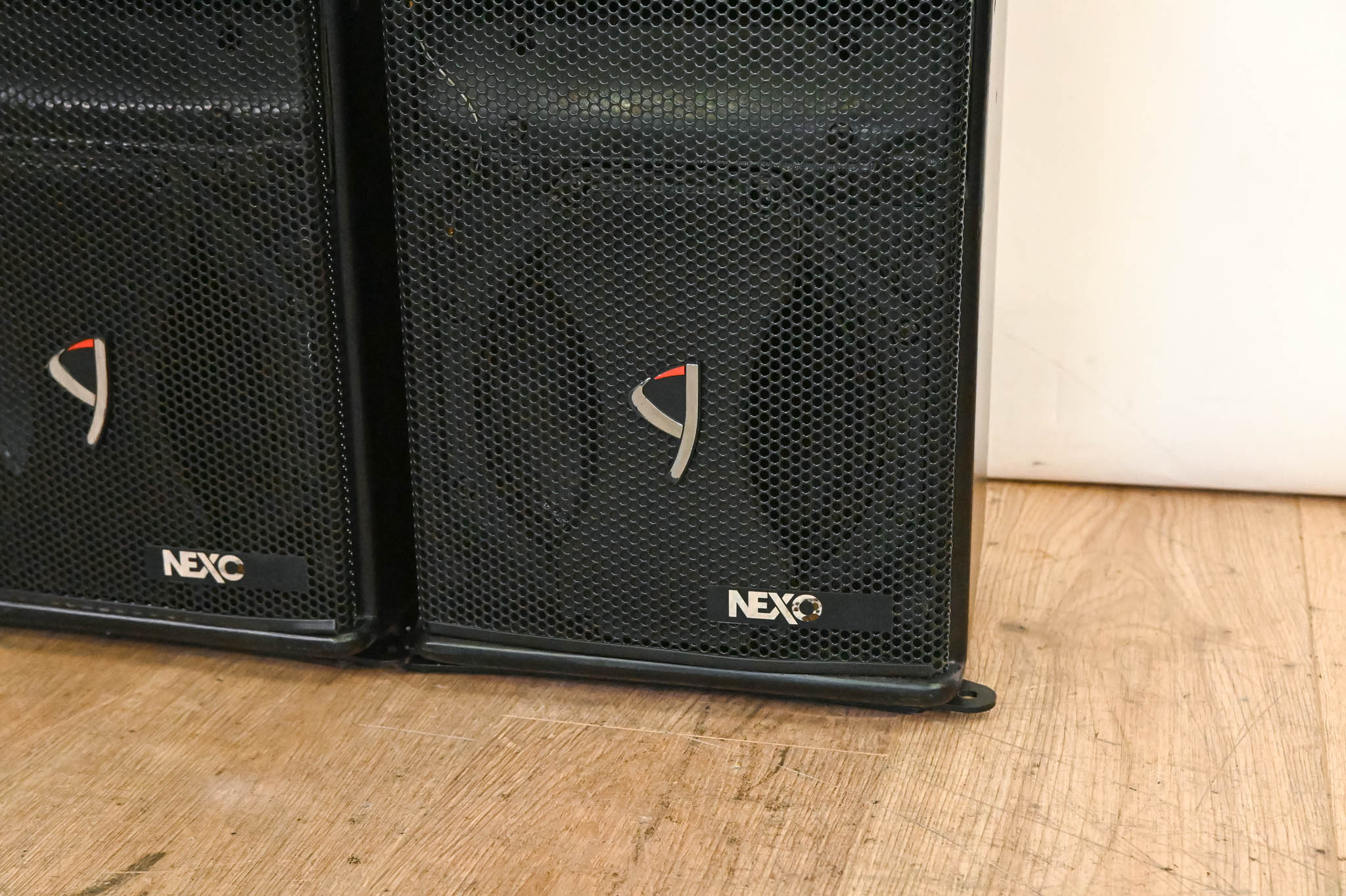 NEXO GEO S805 Compact High-Output Array Module (PAIR)