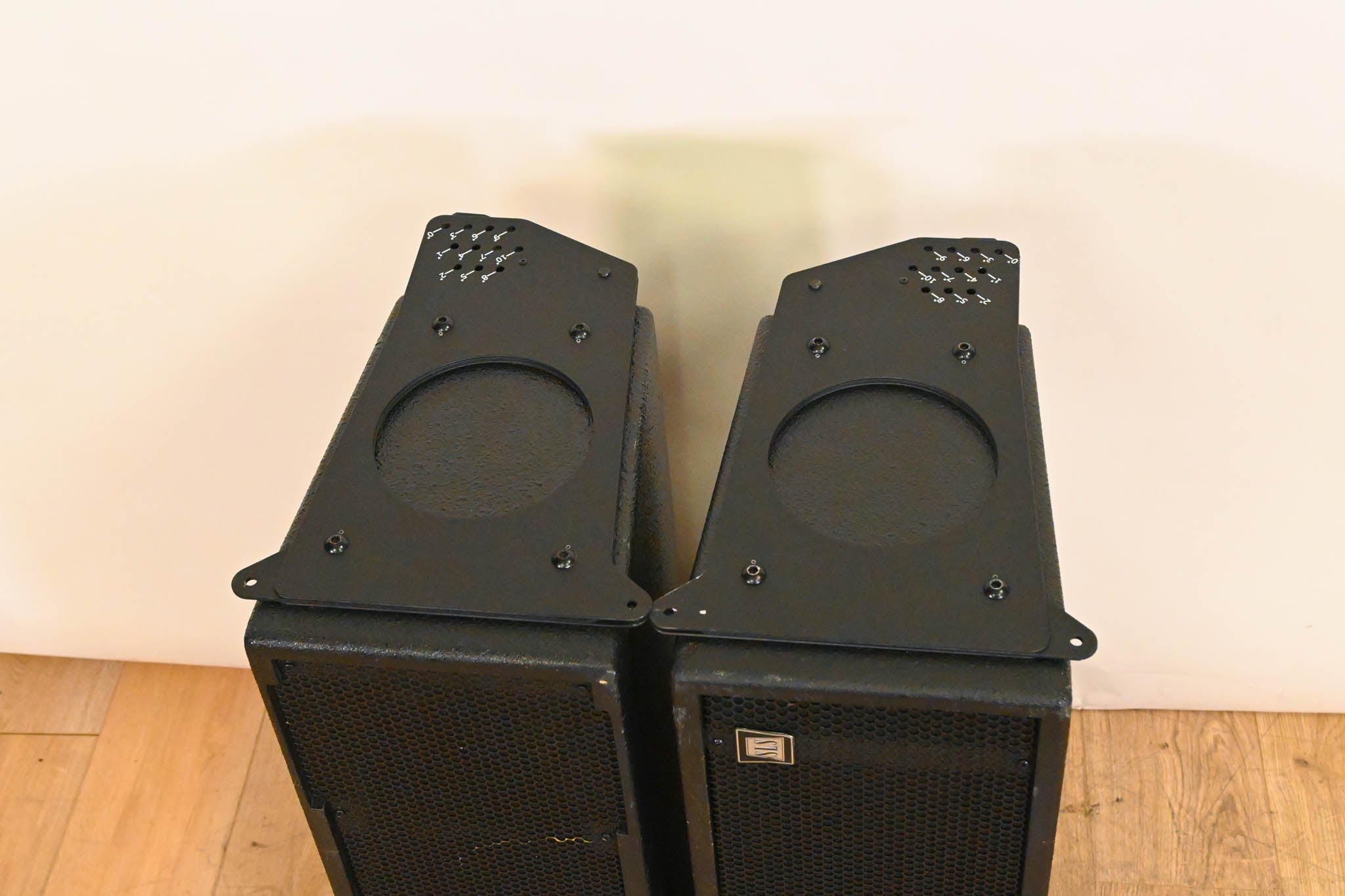 SLS LS8800 Full-Range Line Array Module (PAIR)