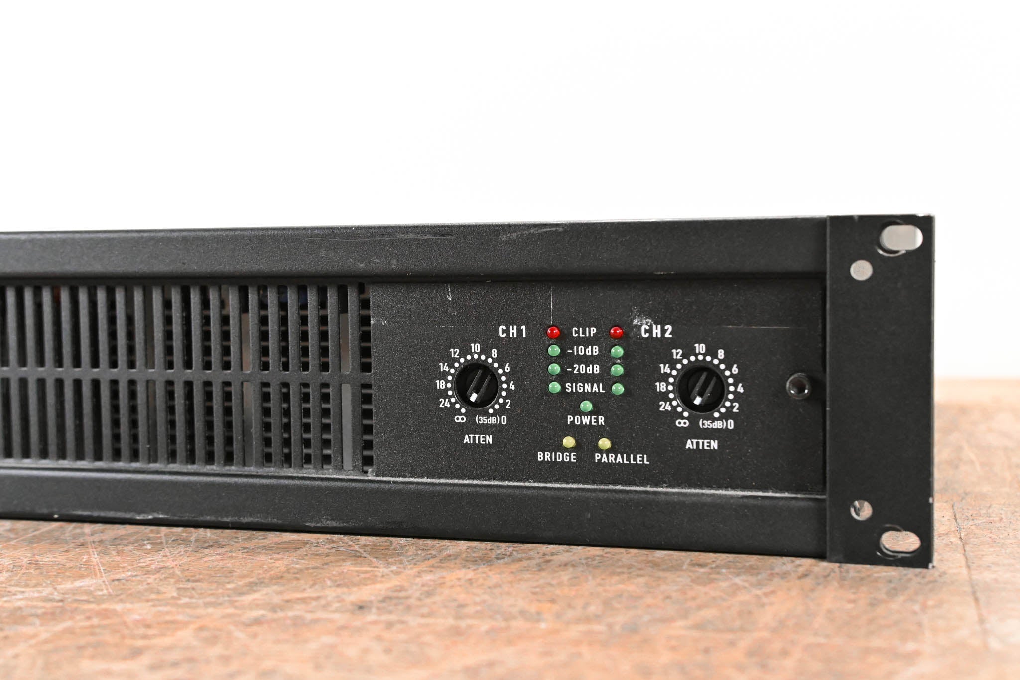 QSC CX902 2-Channel Power Amplifier