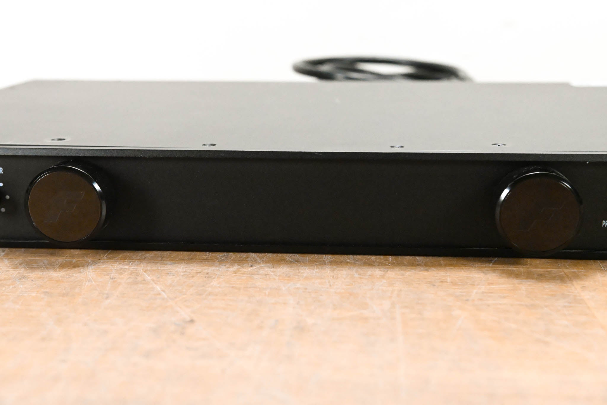 Furman PL-8C 15A Classic Series Power Conditioner with Lights